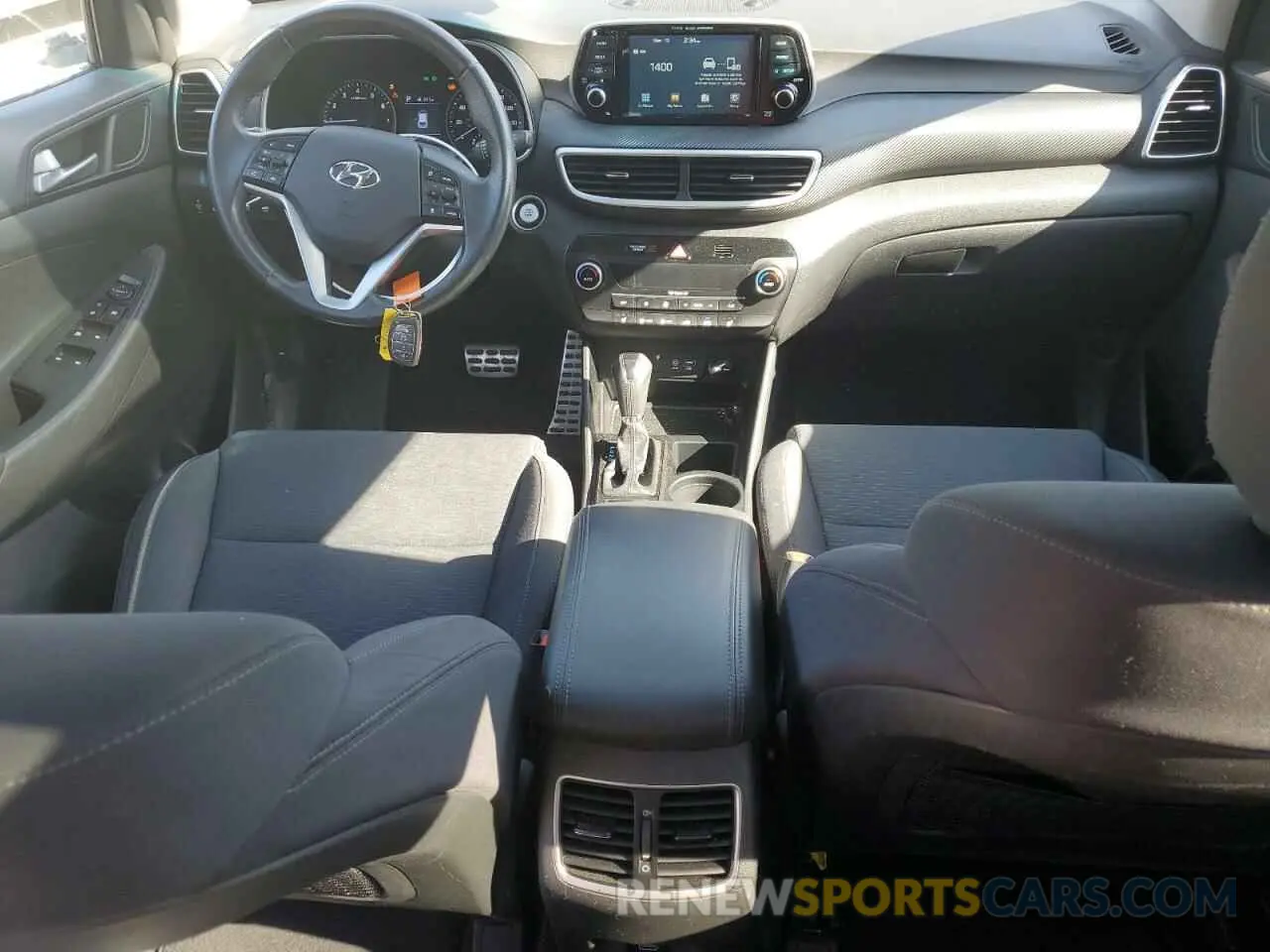 8 Photograph of a damaged car KM8J33AL1KU960411 HYUNDAI TUCSON 2019