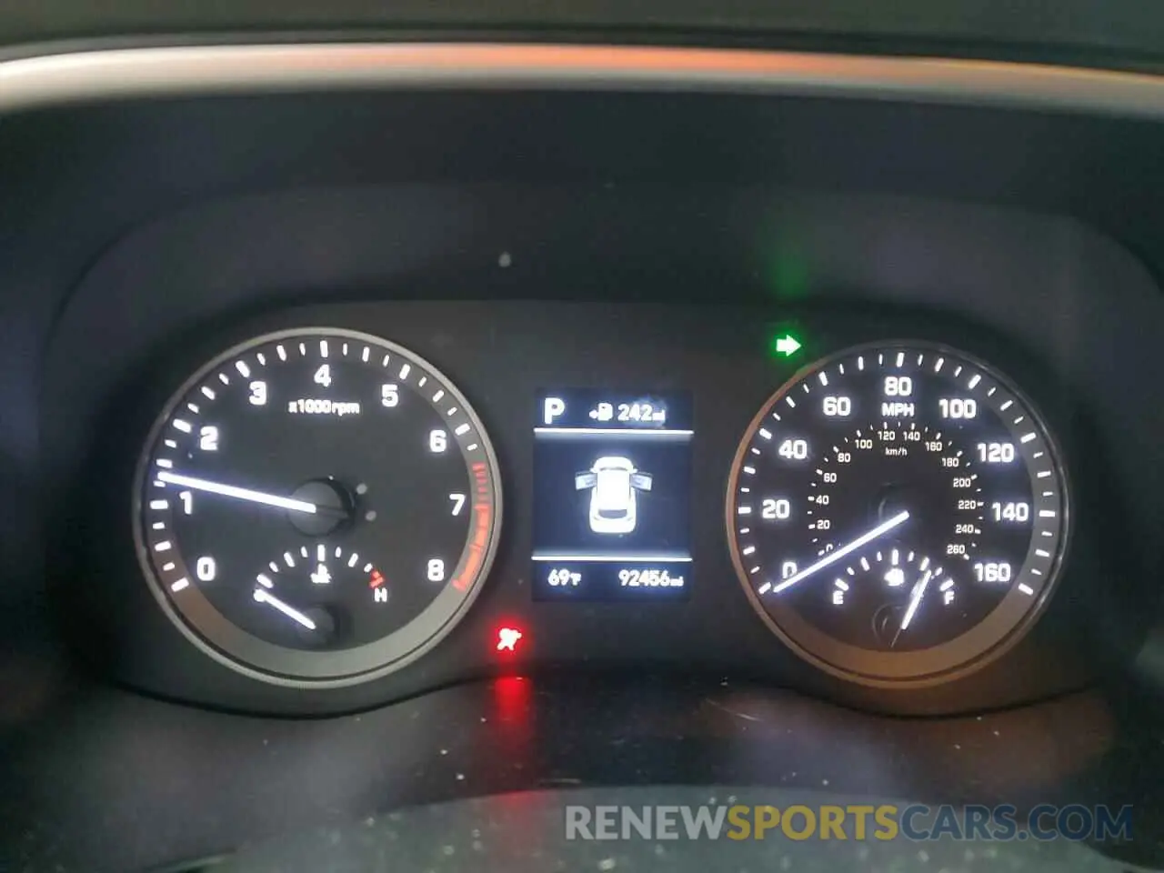 9 Photograph of a damaged car KM8J33AL2KU892345 HYUNDAI TUCSON 2019
