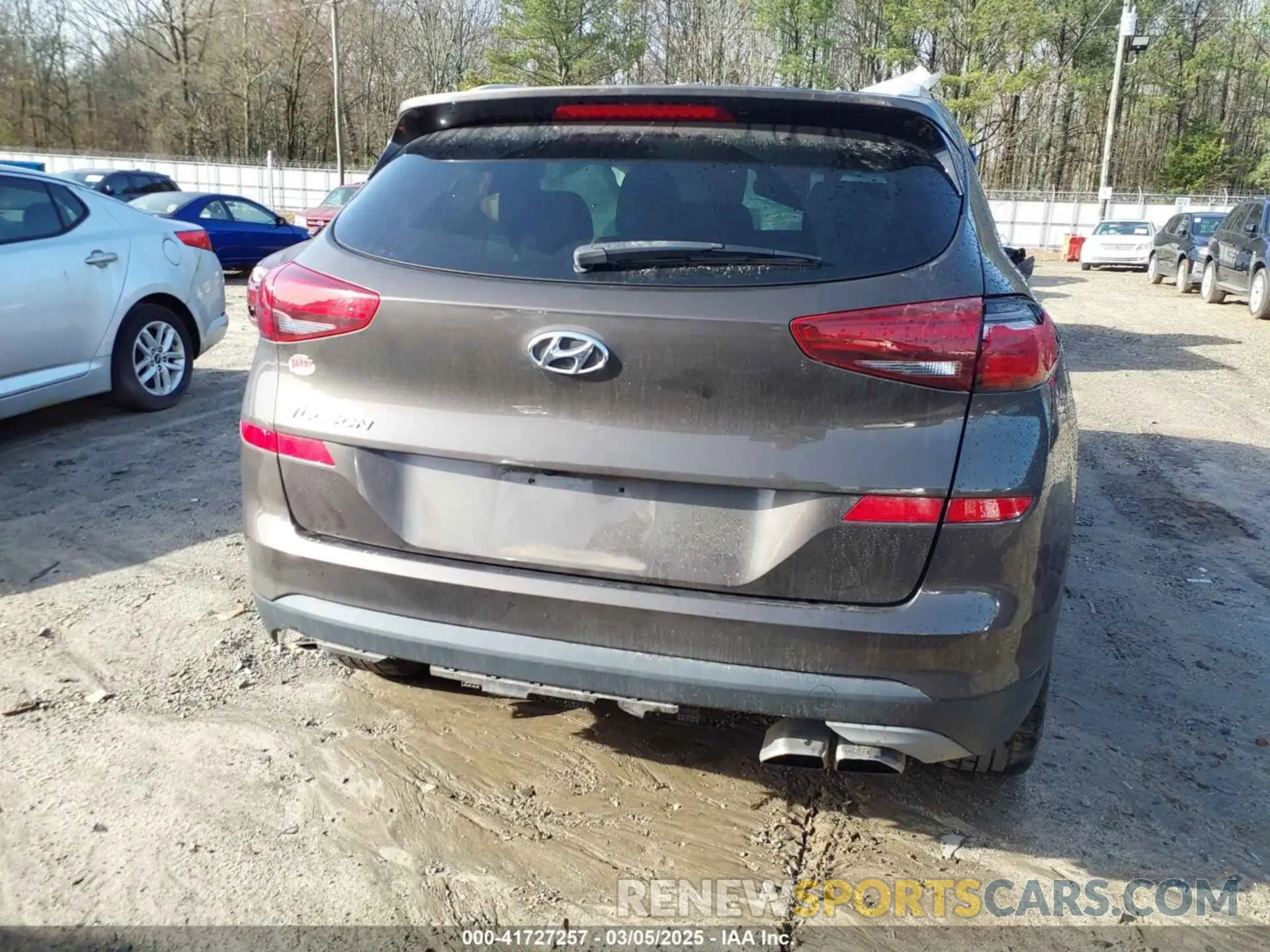16 Фотография поврежденного автомобиля KM8J33AL4KU022757 HYUNDAI TUCSON 2019