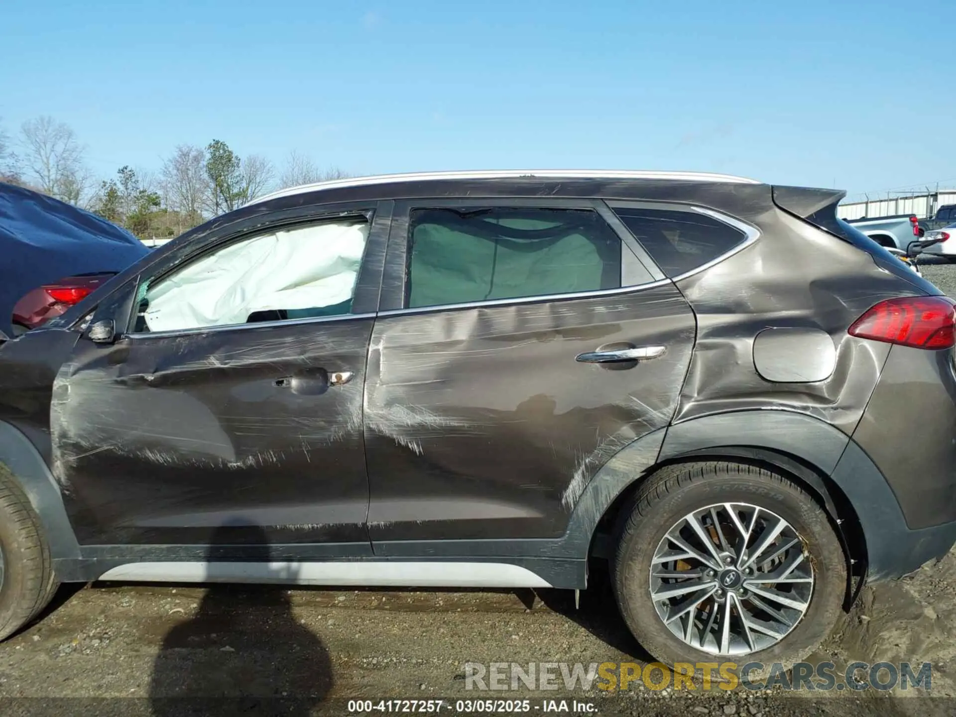 6 Фотография поврежденного автомобиля KM8J33AL4KU022757 HYUNDAI TUCSON 2019