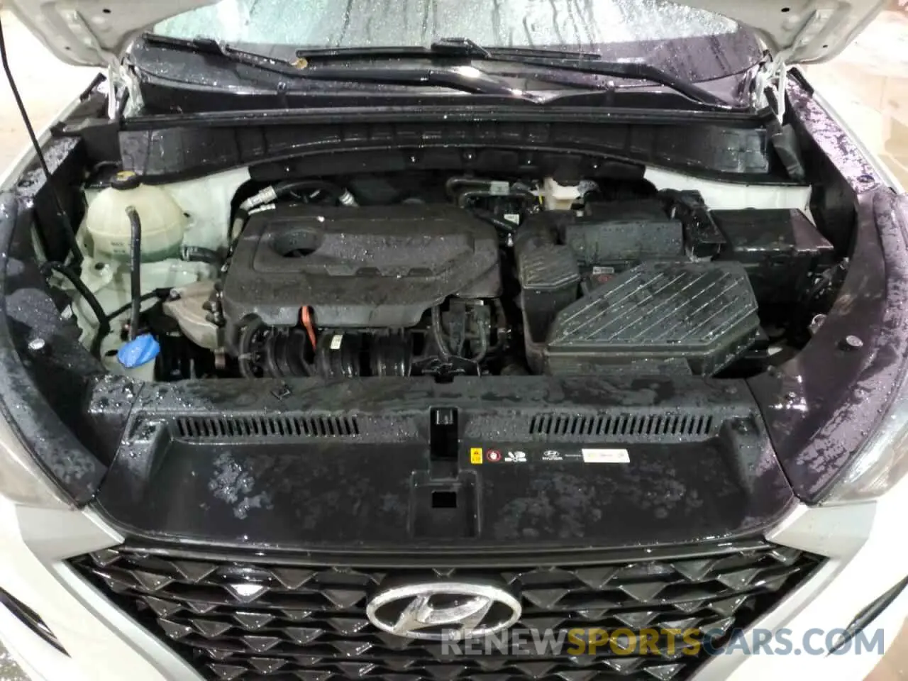 12 Фотография поврежденного автомобиля KM8J33AL7KU902299 HYUNDAI TUCSON 2019