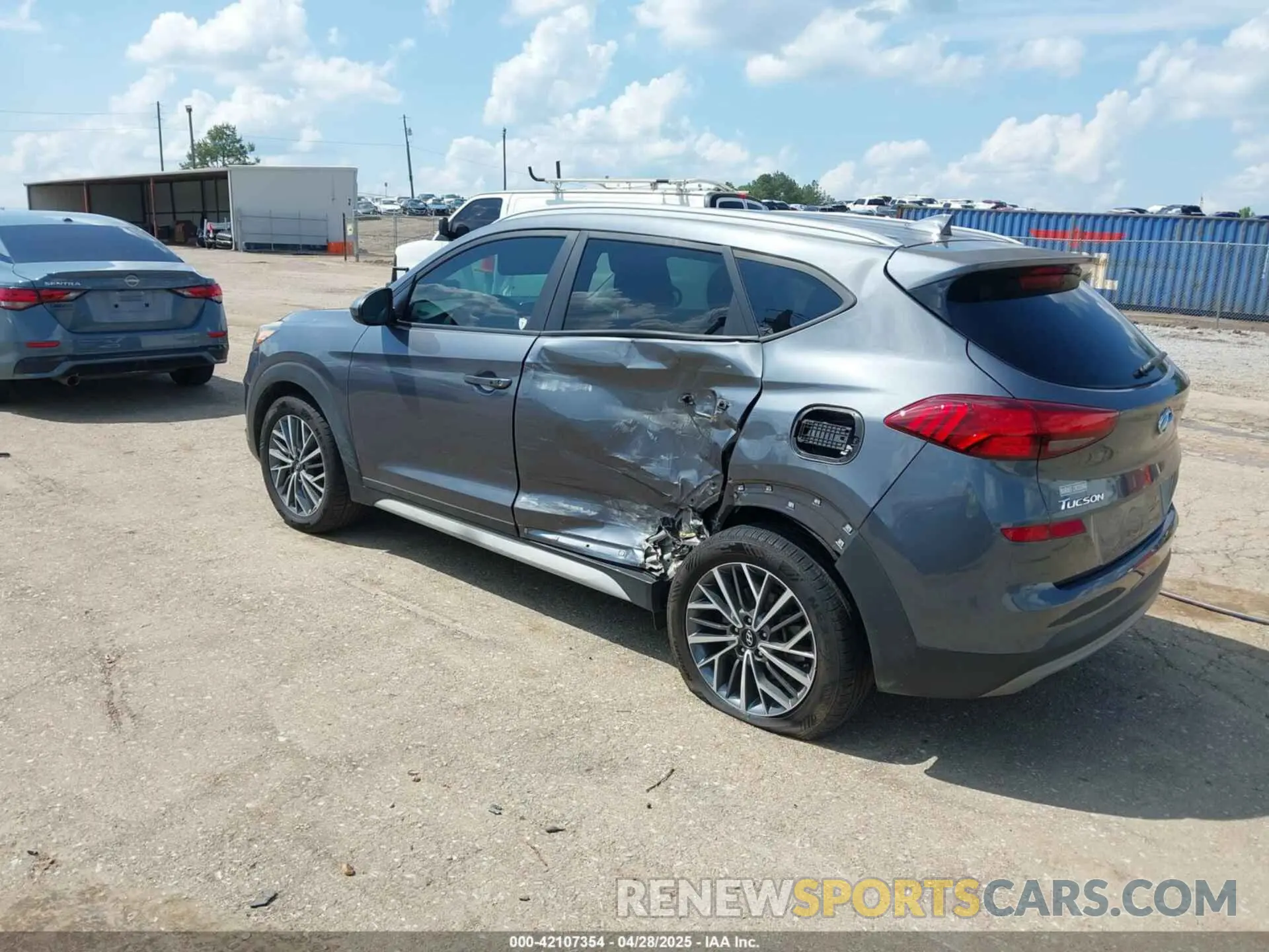 3 Photograph of a damaged car KM8J33AL9KU014718 HYUNDAI TUCSON 2019