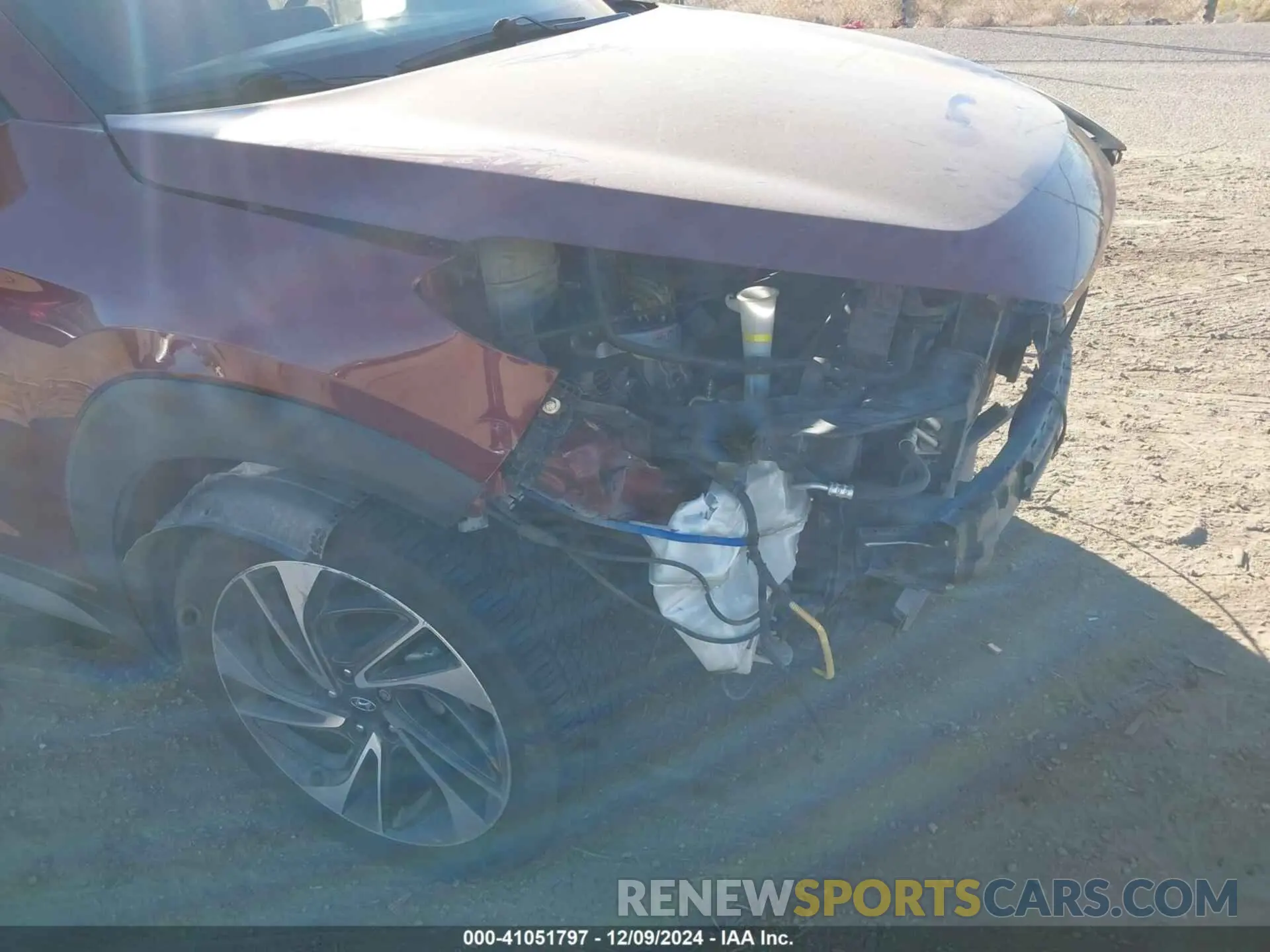 18 Фотография поврежденного автомобиля KM8J33AL9KU981359 HYUNDAI TUCSON 2019