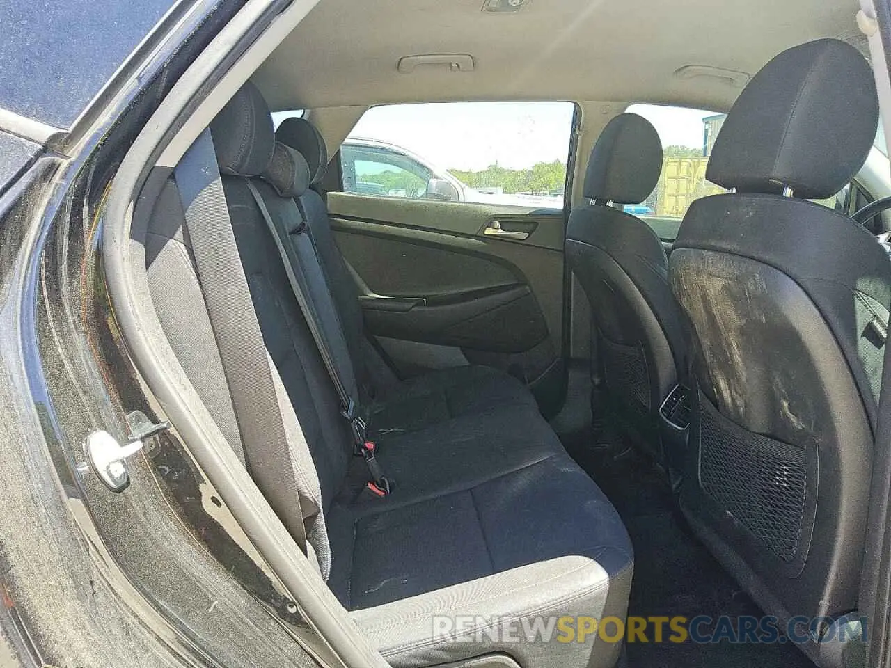 11 Photograph of a damaged car KM8J33ALXKU842910 HYUNDAI TUCSON 2019