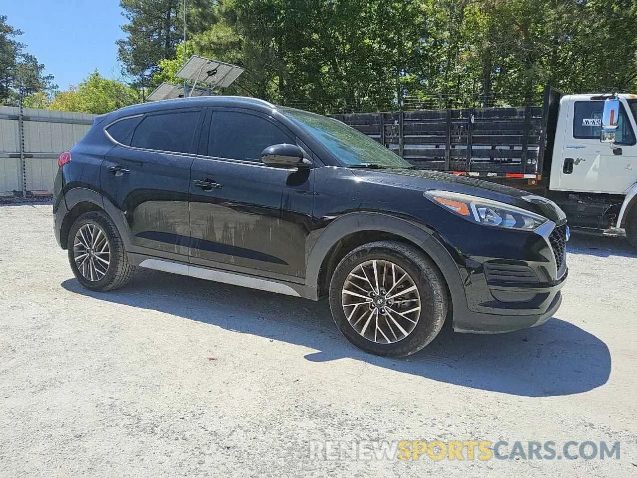 4 Photograph of a damaged car KM8J33ALXKU842910 HYUNDAI TUCSON 2019