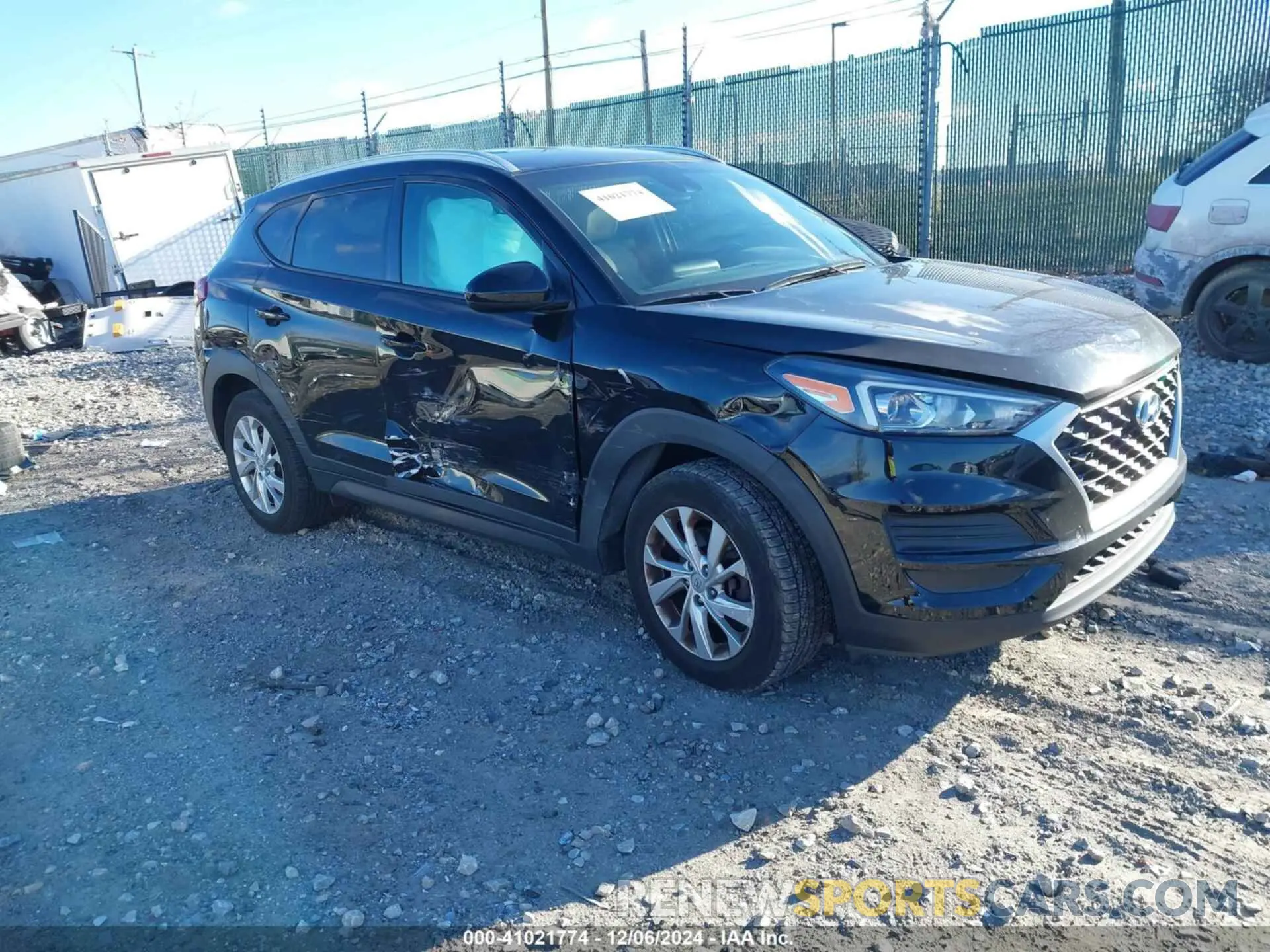 1 Photograph of a damaged car KM8J3CA40KU878596 HYUNDAI TUCSON 2019