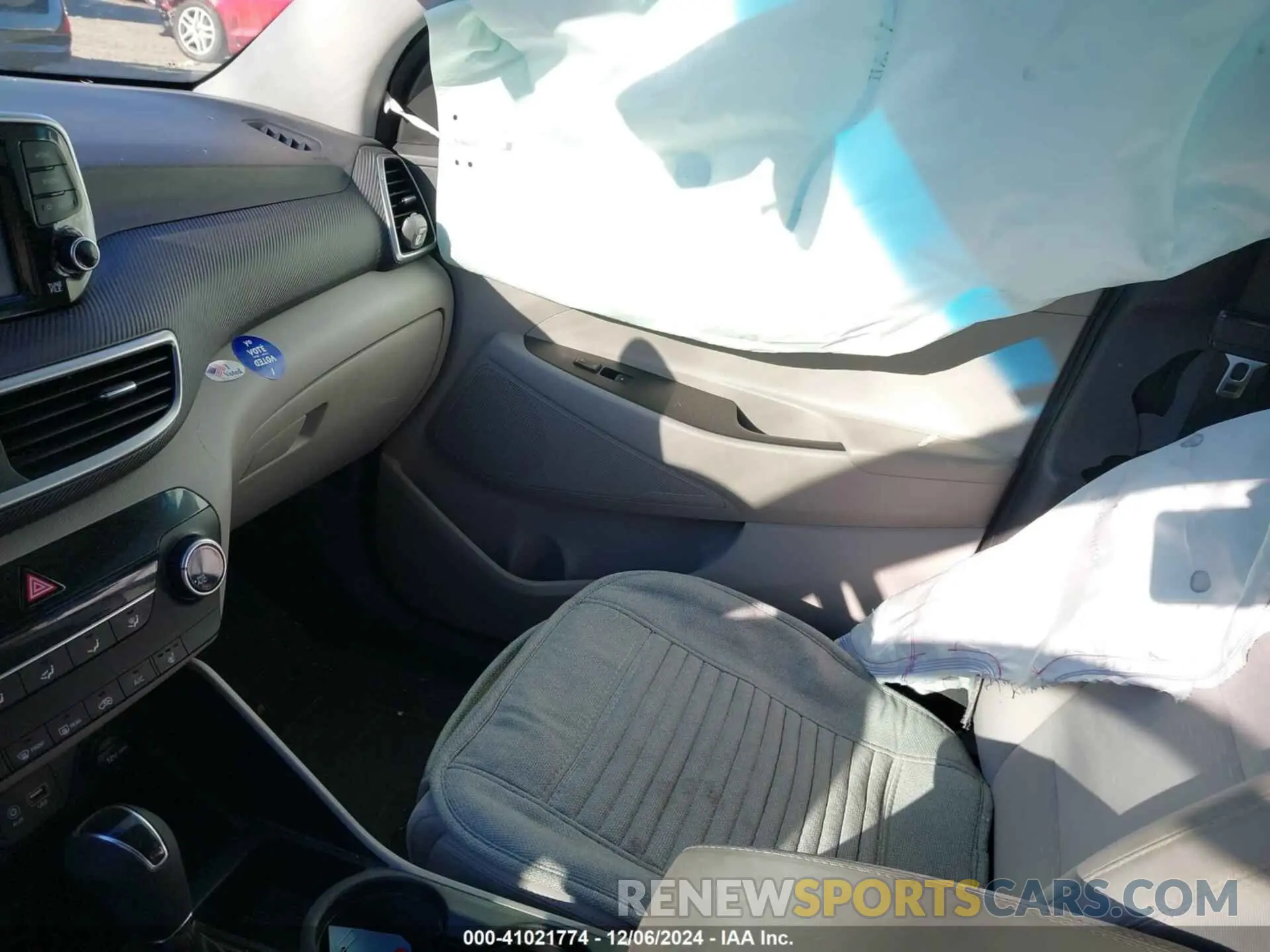 5 Photograph of a damaged car KM8J3CA40KU878596 HYUNDAI TUCSON 2019
