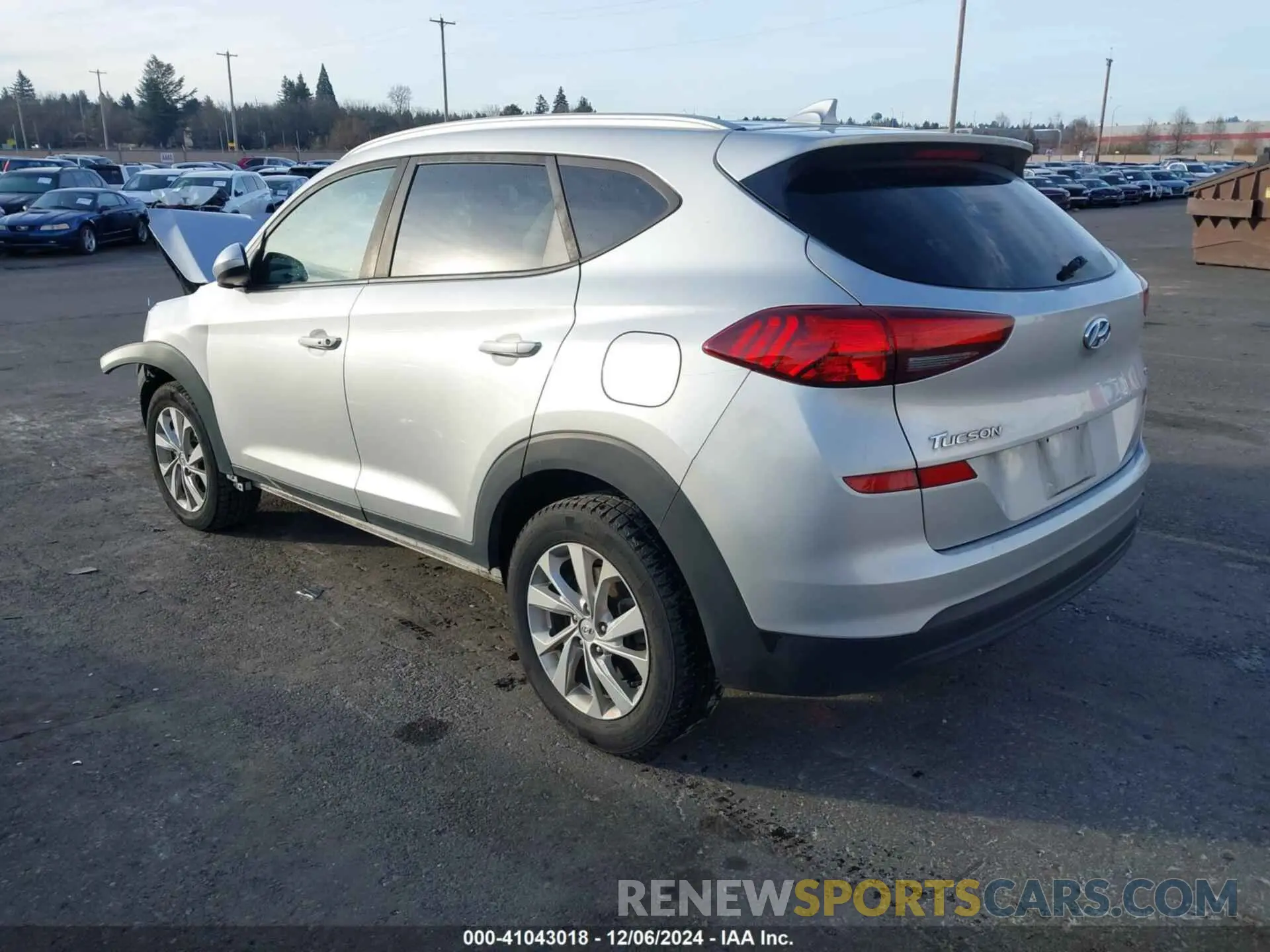 3 Photograph of a damaged car KM8J3CA46KU862841 HYUNDAI TUCSON 2019