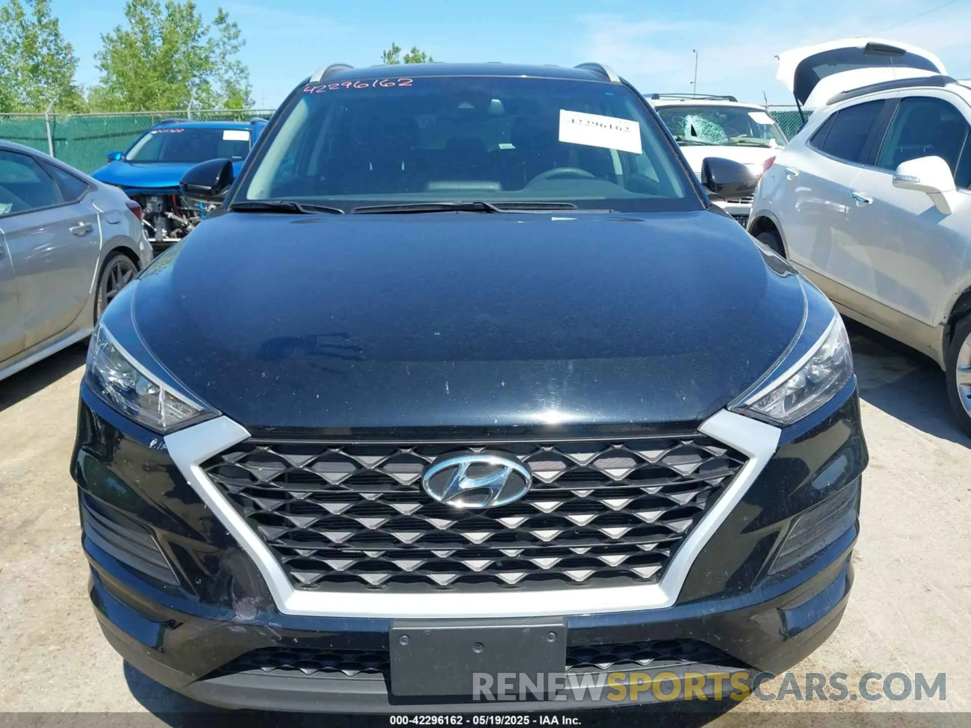 12 Photograph of a damaged car KM8J3CA46KU935335 HYUNDAI TUCSON 2019