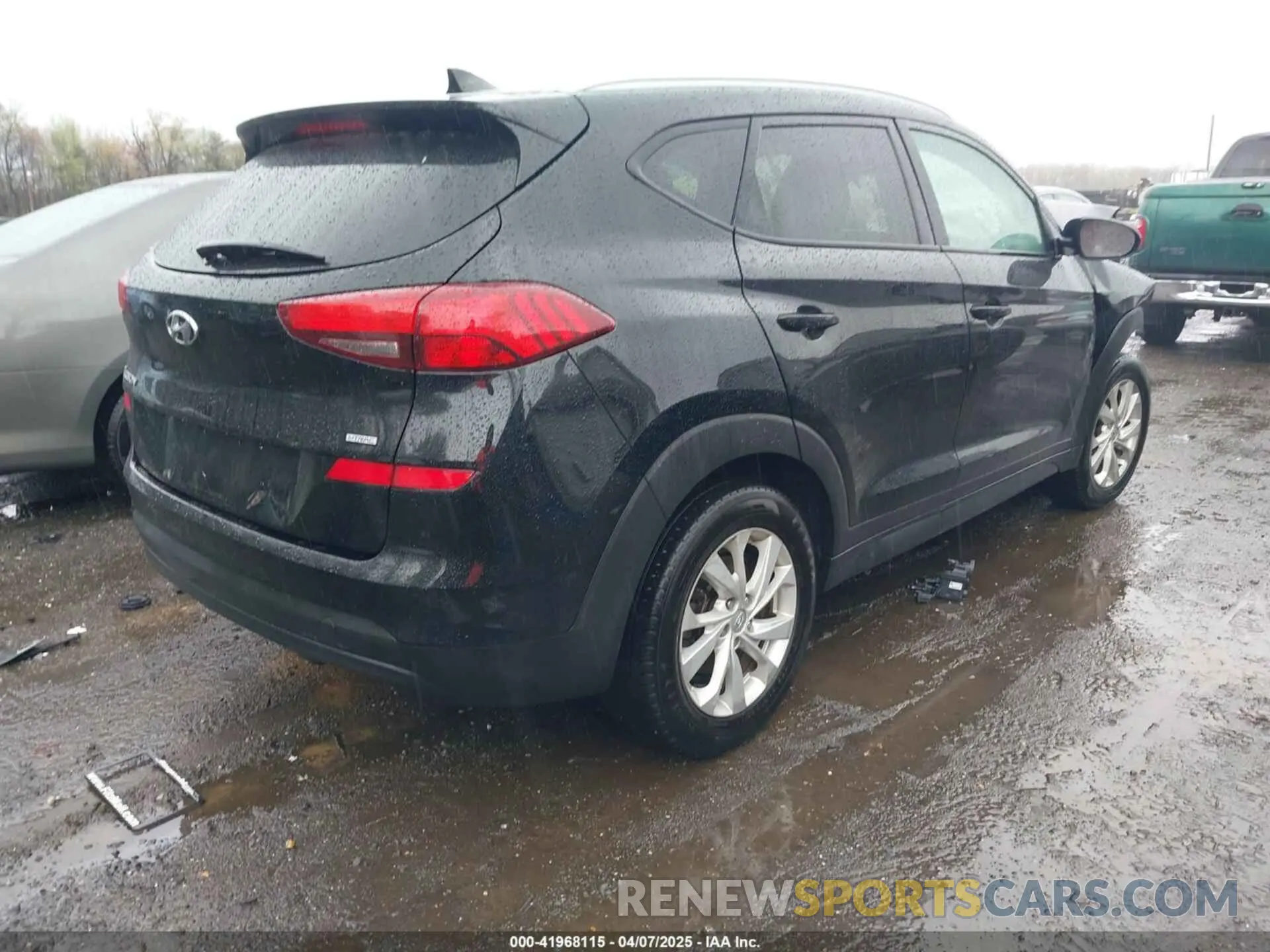 4 Photograph of a damaged car KM8J3CA46KU968464 HYUNDAI TUCSON 2019