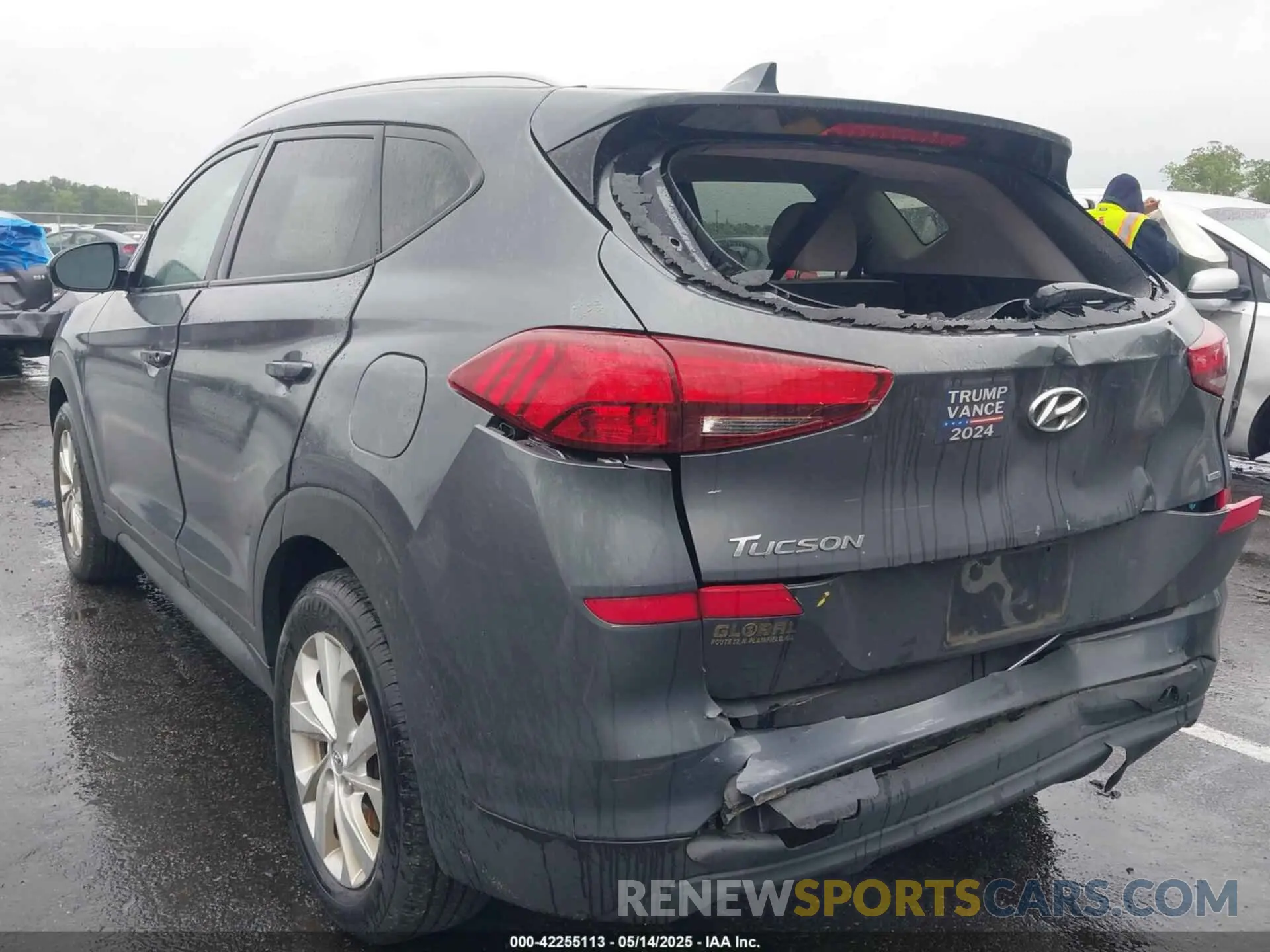 3 Фотография поврежденного автомобиля KM8J3CA48KU078368 HYUNDAI TUCSON 2019