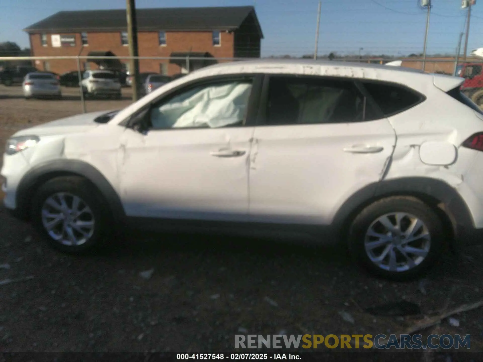 15 Photograph of a damaged car KM8J3CA4XKU894613 HYUNDAI TUCSON 2019