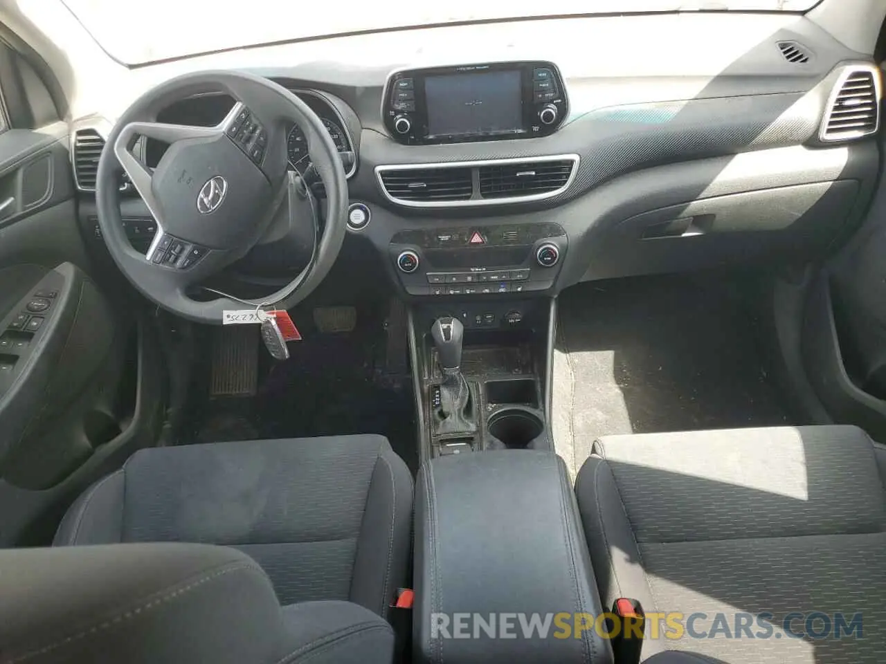 8 Фотография поврежденного автомобиля KM8J3CAL0KU986644 HYUNDAI TUCSON 2019