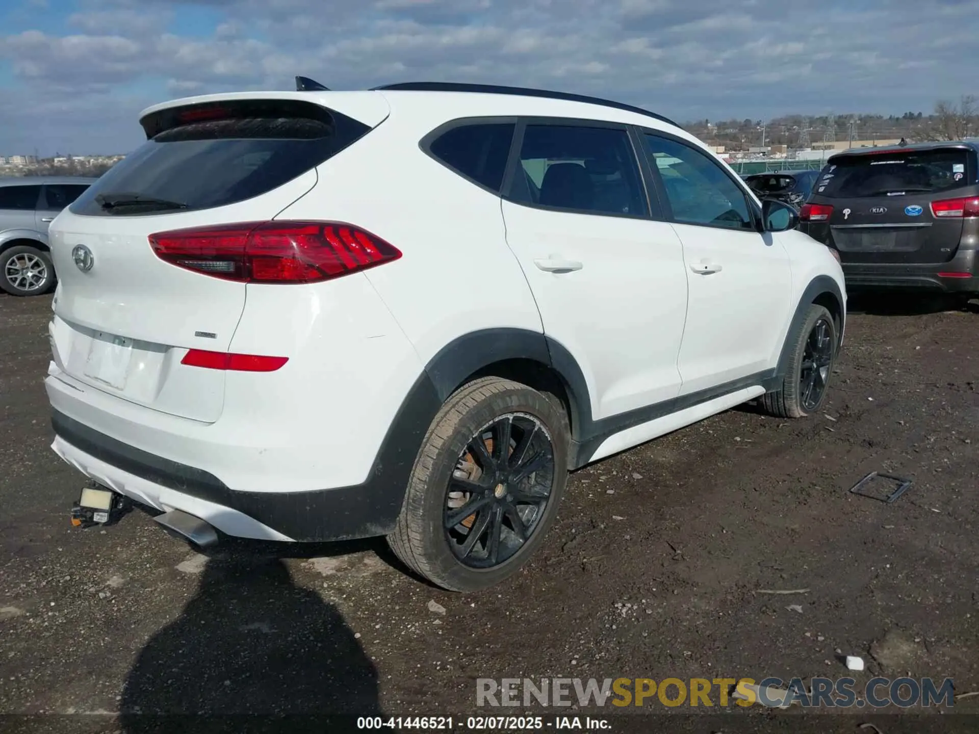4 Фотография поврежденного автомобиля KM8J3CAL2KU949093 HYUNDAI TUCSON 2019
