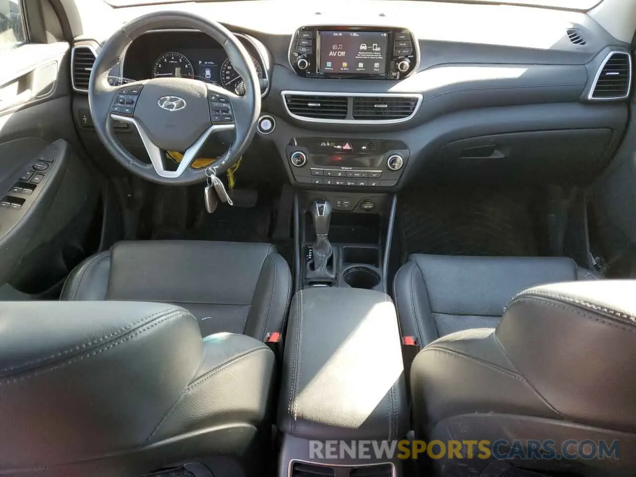 8 Photograph of a damaged car KM8J3CAL2KU986077 HYUNDAI TUCSON 2019