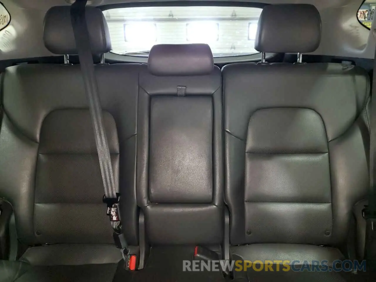 10 Photograph of a damaged car KM8J3CAL3KU010311 HYUNDAI TUCSON 2019