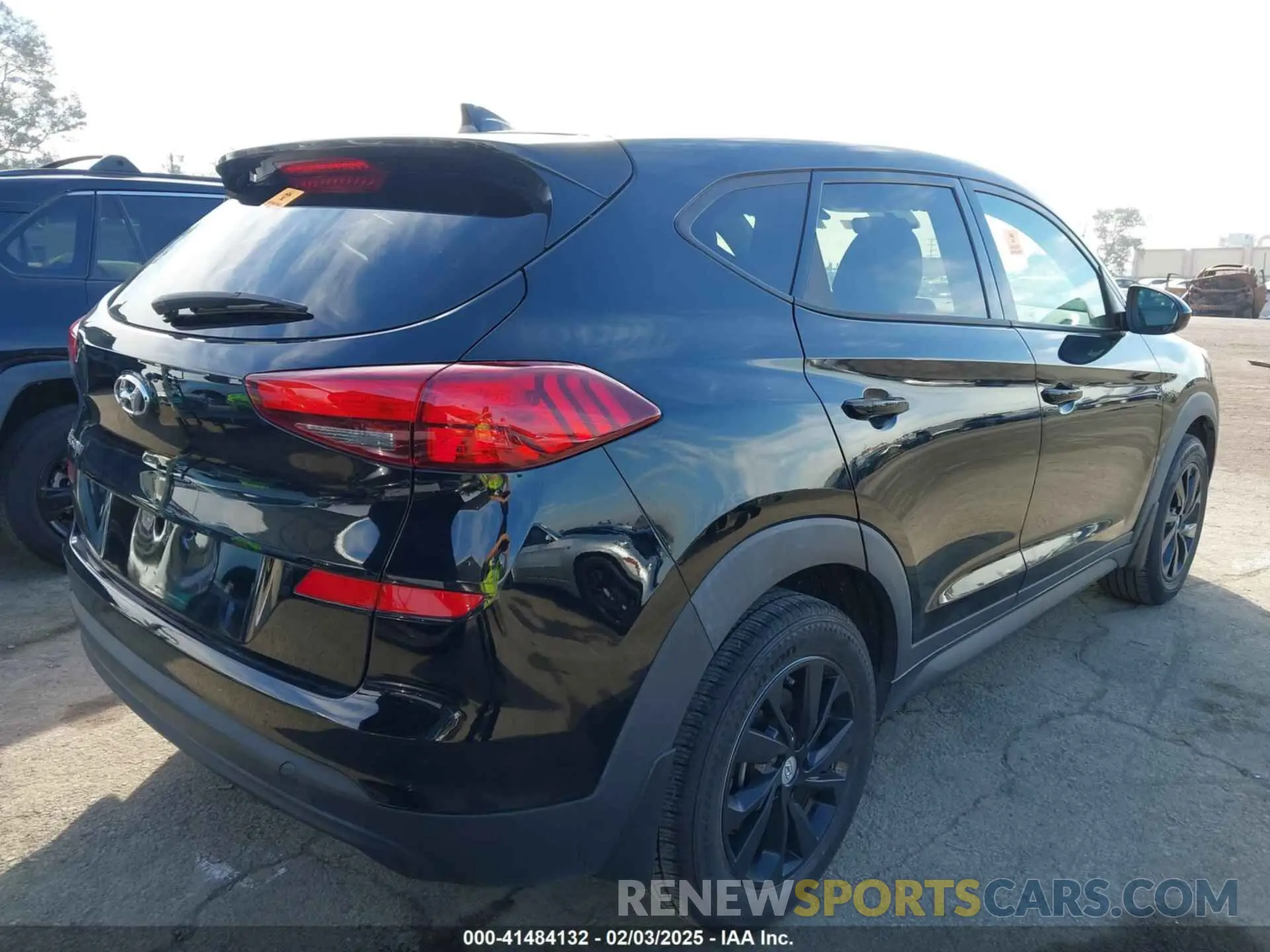 4 Фотография поврежденного автомобиля KM8J23A40LU076053 HYUNDAI TUCSON 2020