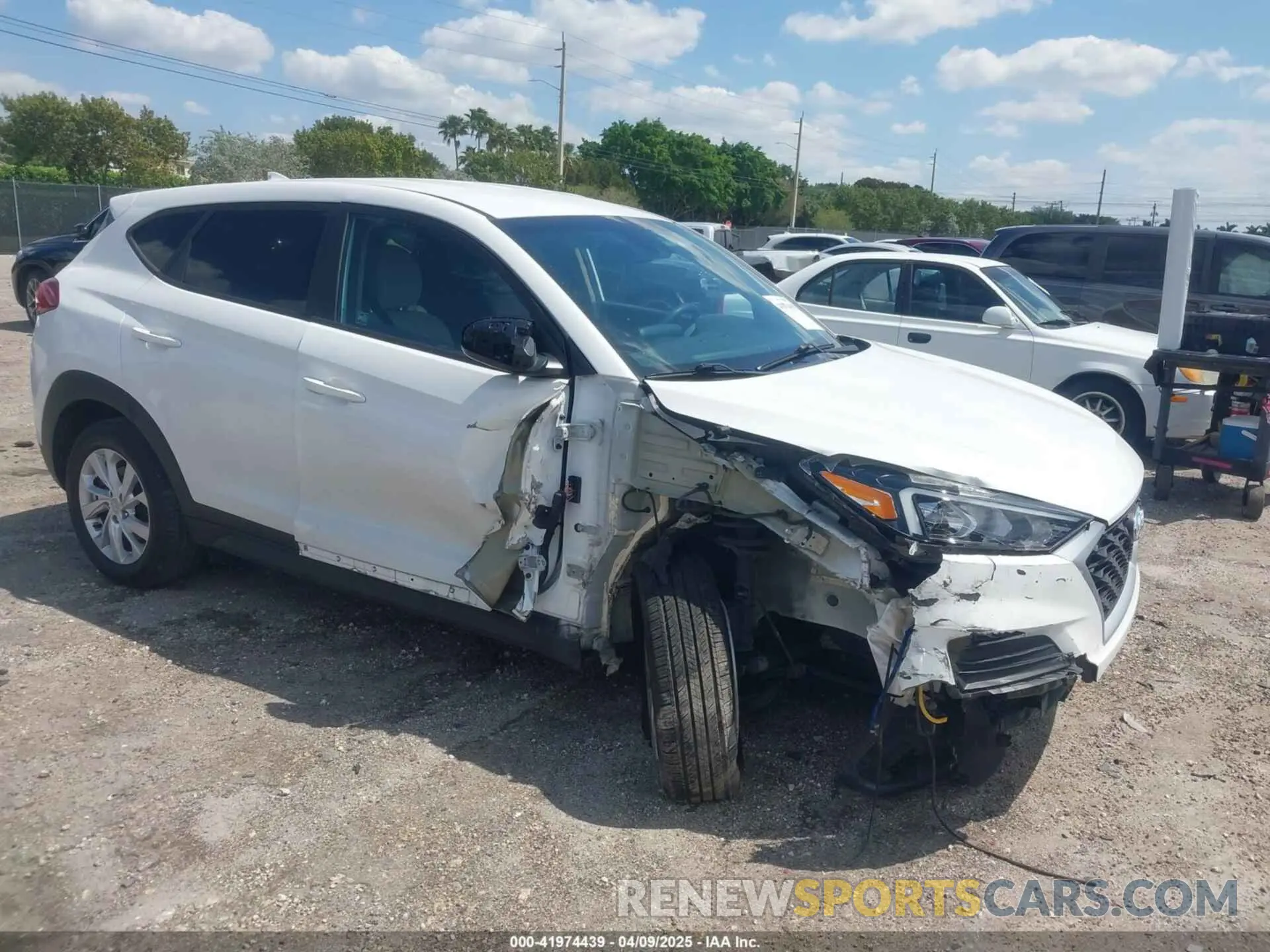 1 Photograph of a damaged car KM8J23A40LU202931 HYUNDAI TUCSON 2020