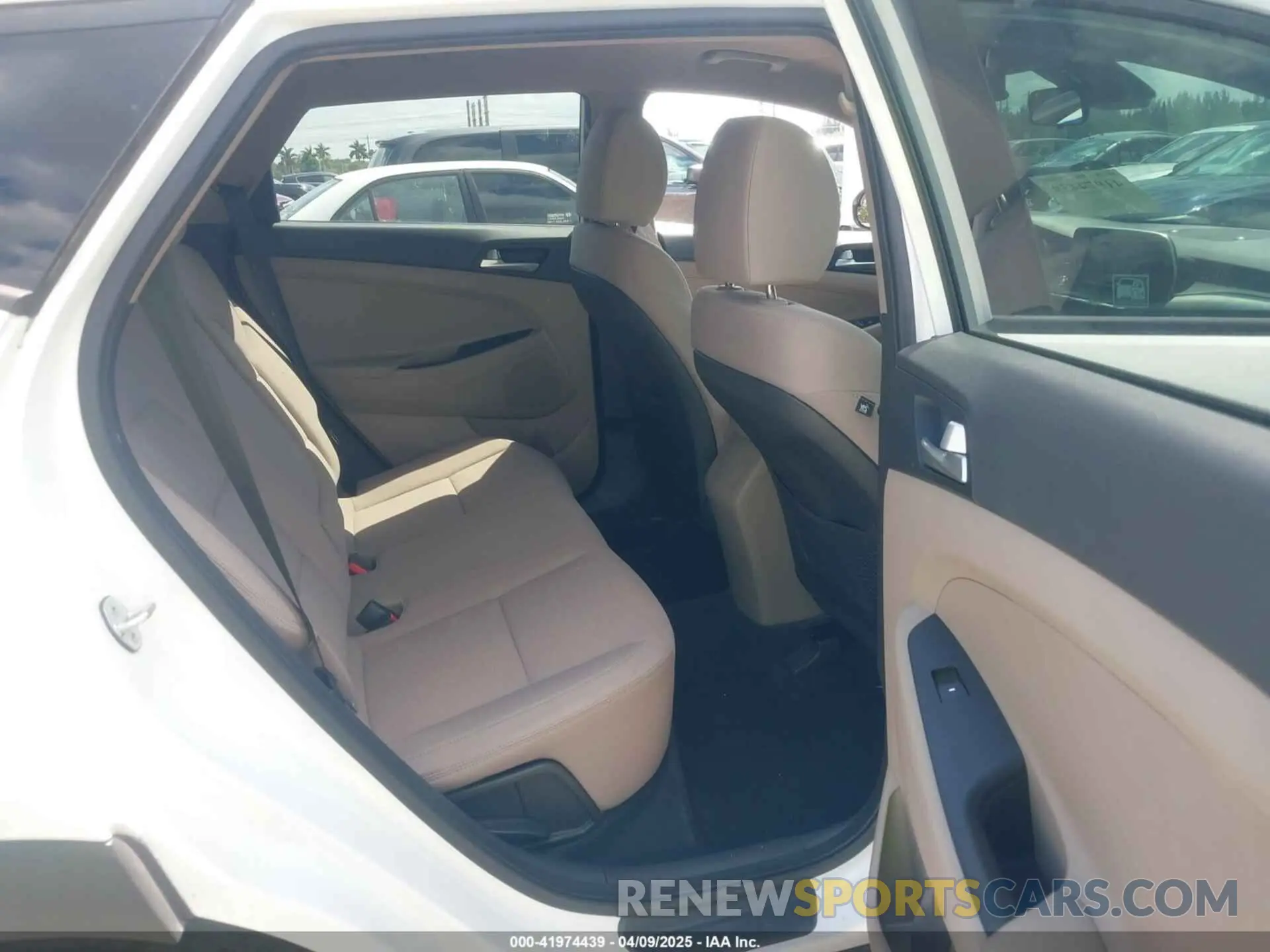 8 Фотография поврежденного автомобиля KM8J23A40LU202931 HYUNDAI TUCSON 2020