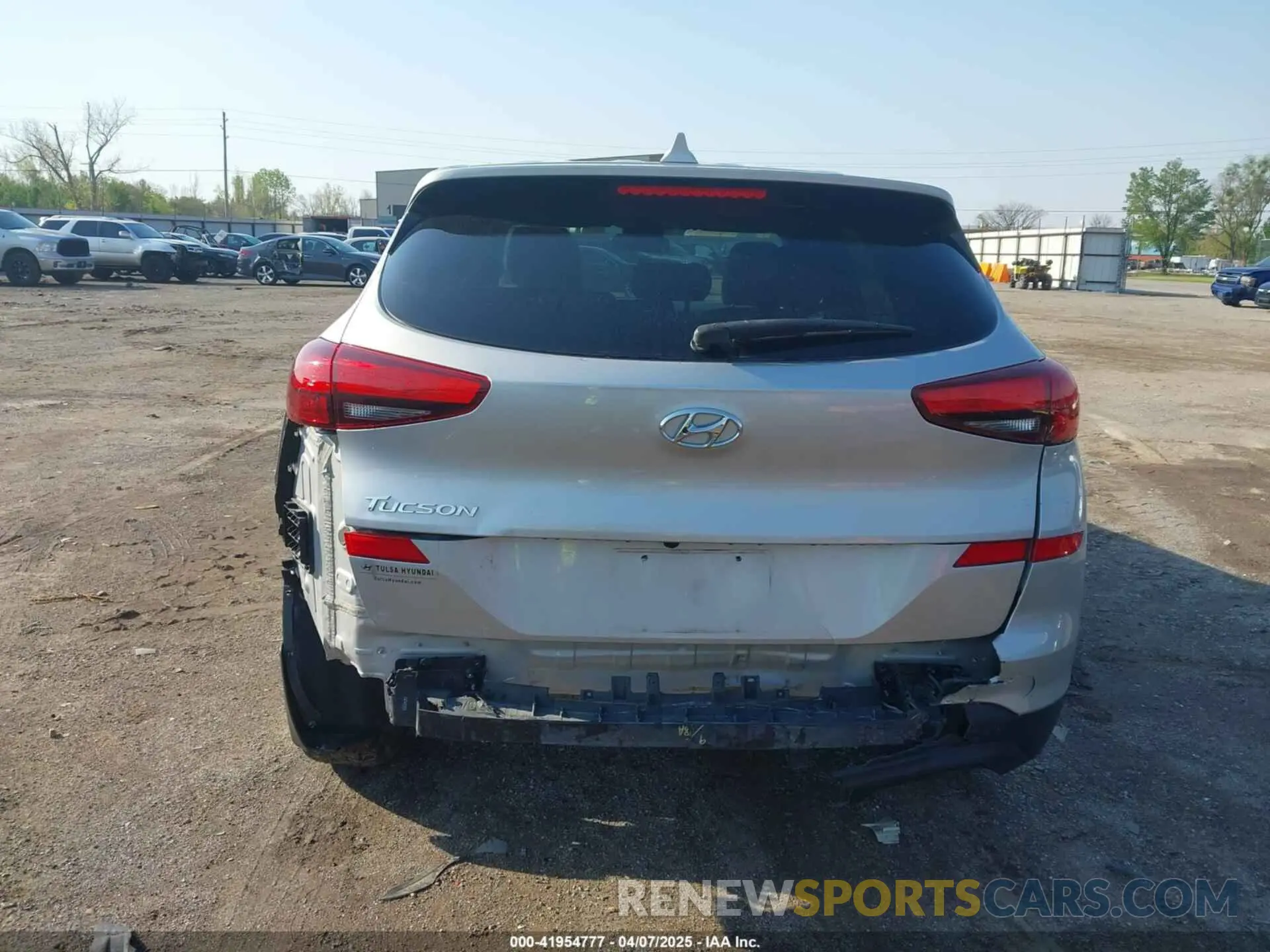 17 Фотография поврежденного автомобиля KM8J23A41LU140200 HYUNDAI TUCSON 2020