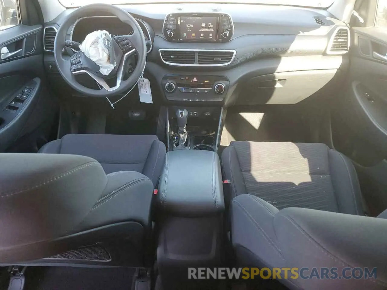8 Фотография поврежденного автомобиля KM8J23A41LU218913 HYUNDAI TUCSON 2020