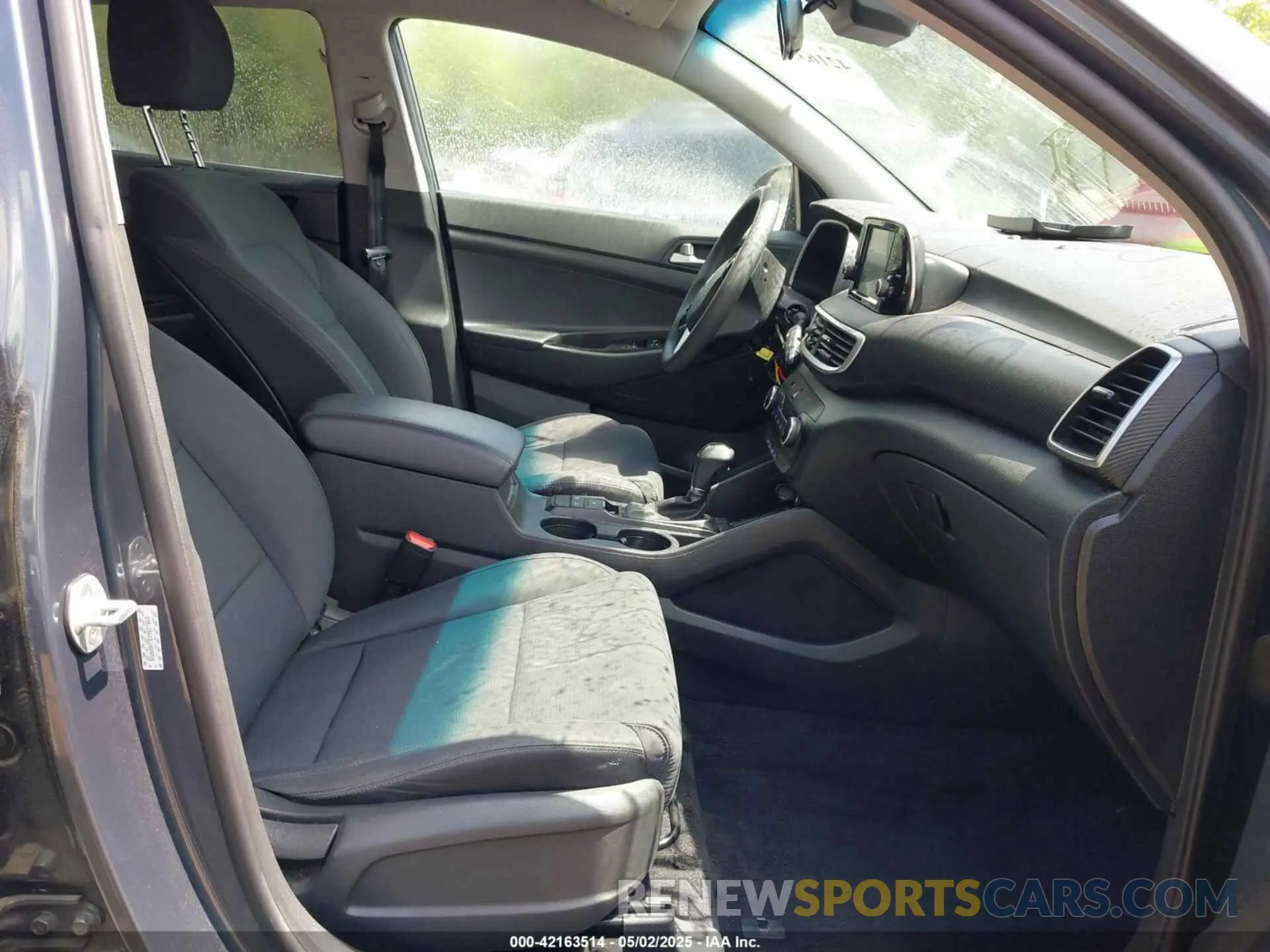 5 Фотография поврежденного автомобиля KM8J23A43LU089735 HYUNDAI TUCSON 2020