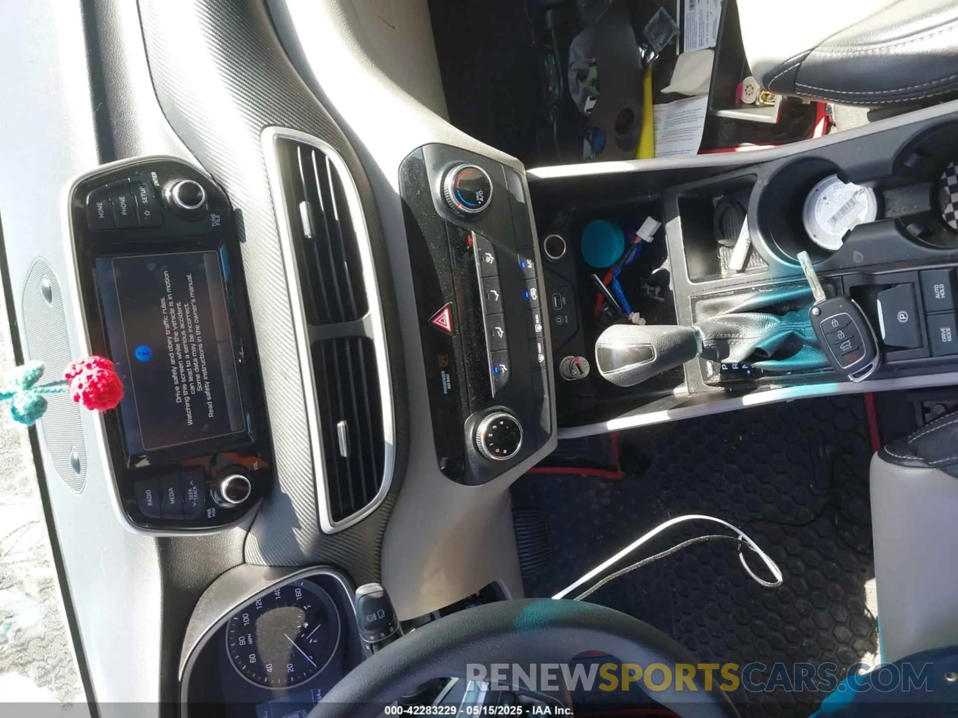 11 Photograph of a damaged car KM8J23A44LU179590 HYUNDAI TUCSON 2020
