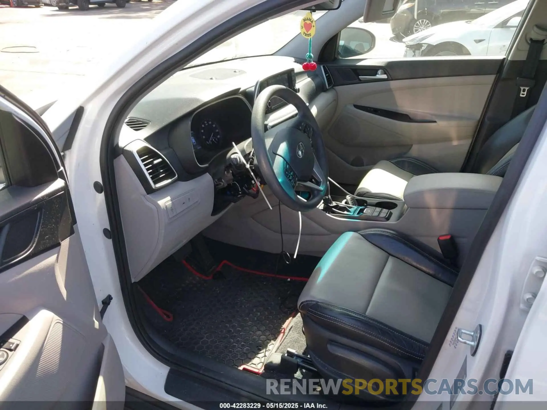 18 Photograph of a damaged car KM8J23A44LU179590 HYUNDAI TUCSON 2020