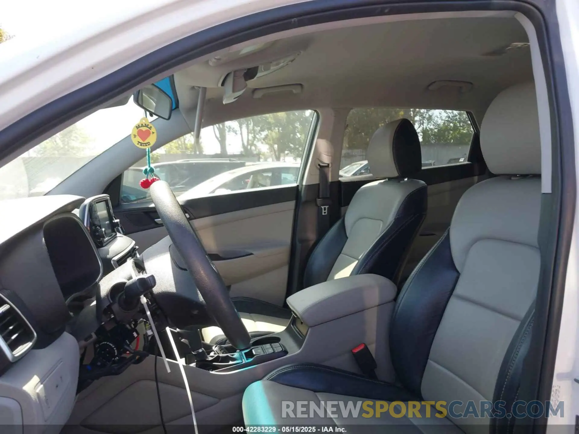 19 Photograph of a damaged car KM8J23A44LU179590 HYUNDAI TUCSON 2020