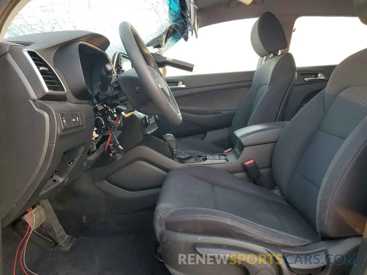 7 Photograph of a damaged car KM8J23A45LU188816 HYUNDAI TUCSON 2020