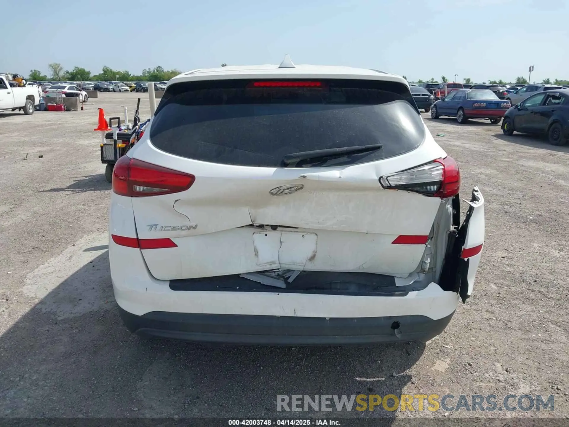 16 Photograph of a damaged car KM8J23A46LU077885 HYUNDAI TUCSON 2020