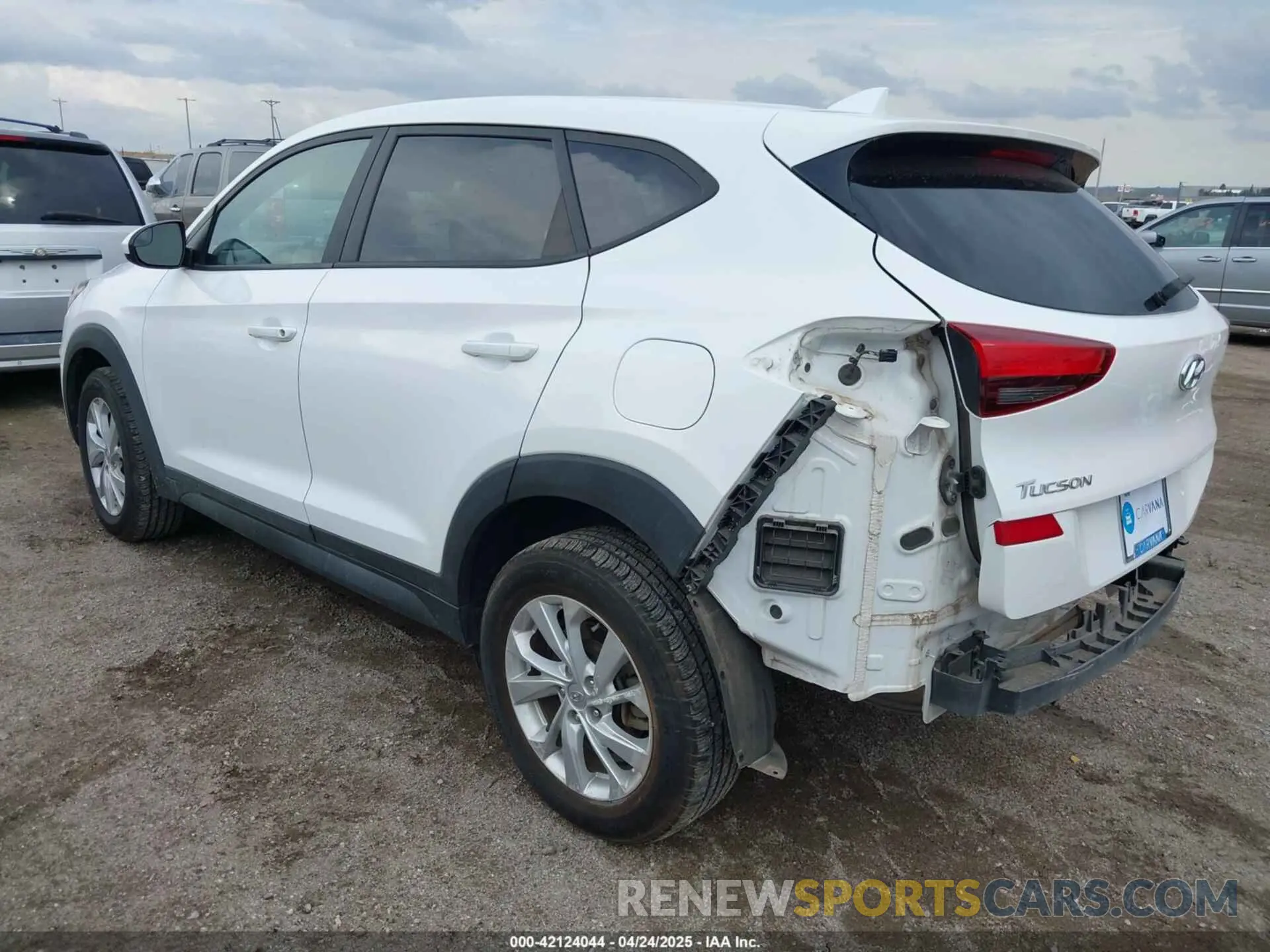 3 Фотография поврежденного автомобиля KM8J23A4XLU118308 HYUNDAI TUCSON 2020