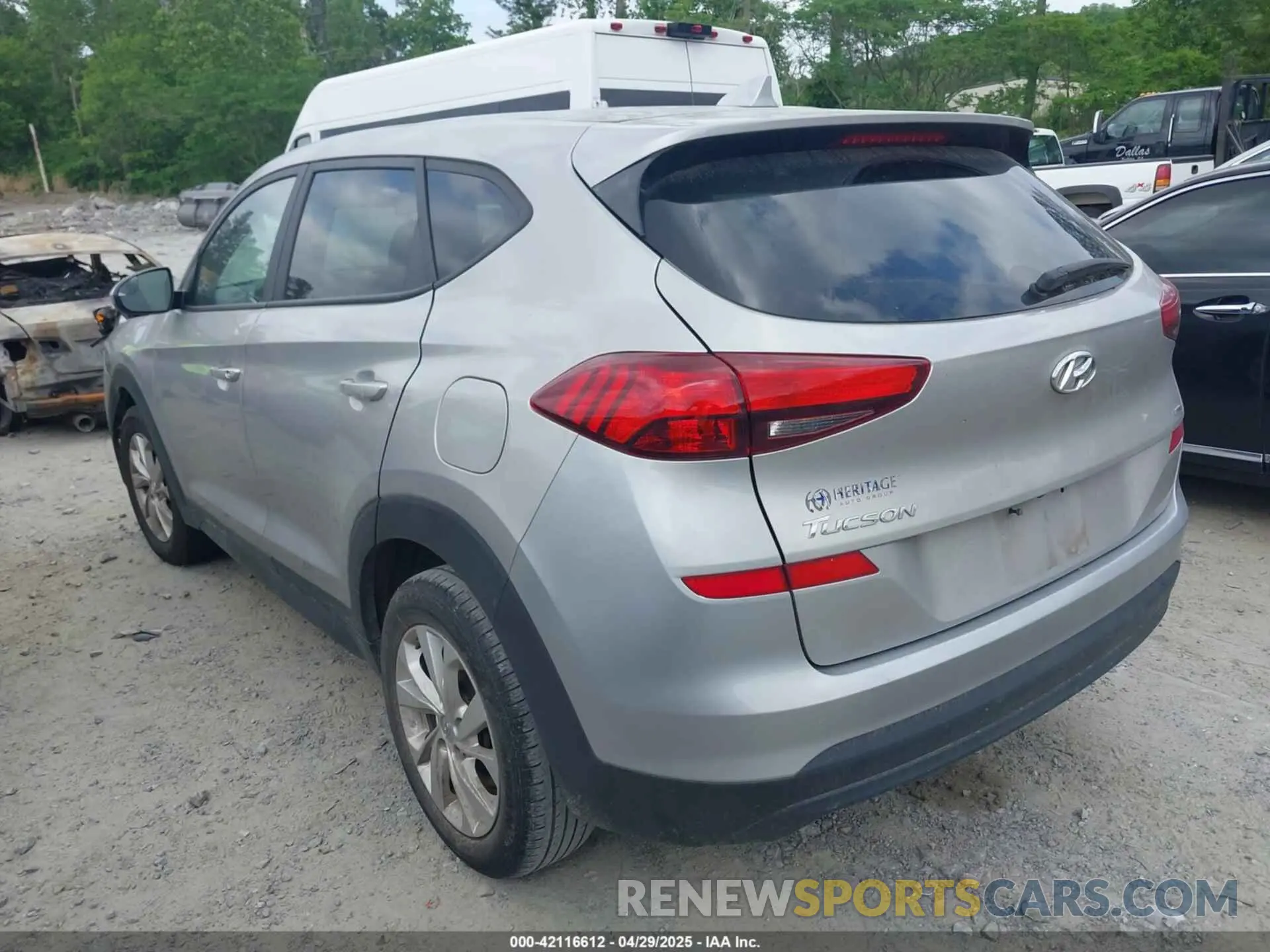 3 Photograph of a damaged car KM8J2CA40LU175326 HYUNDAI TUCSON 2020