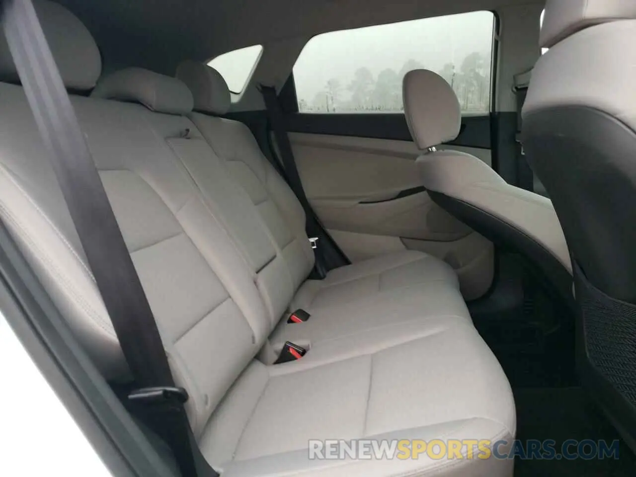 12 Photograph of a damaged car KM8J2CA41LU075901 HYUNDAI TUCSON 2020