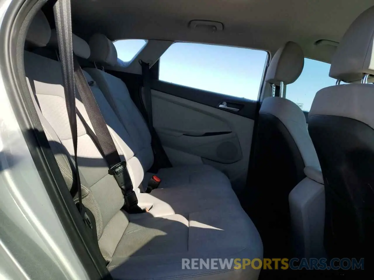 11 Photograph of a damaged car KM8J2CA41LU080760 HYUNDAI TUCSON 2020
