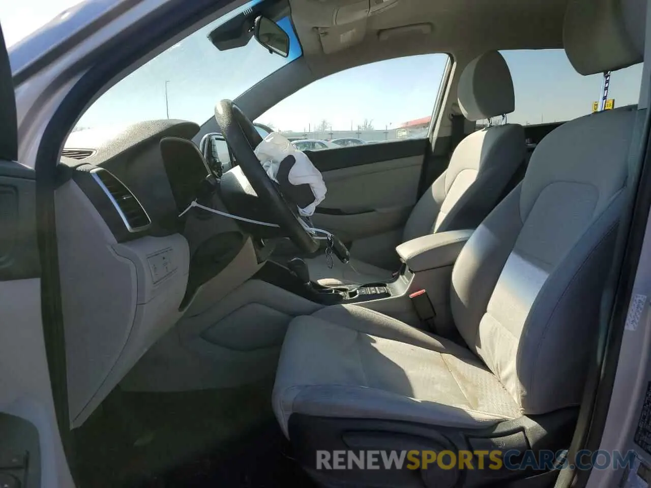 7 Photograph of a damaged car KM8J2CA41LU080760 HYUNDAI TUCSON 2020