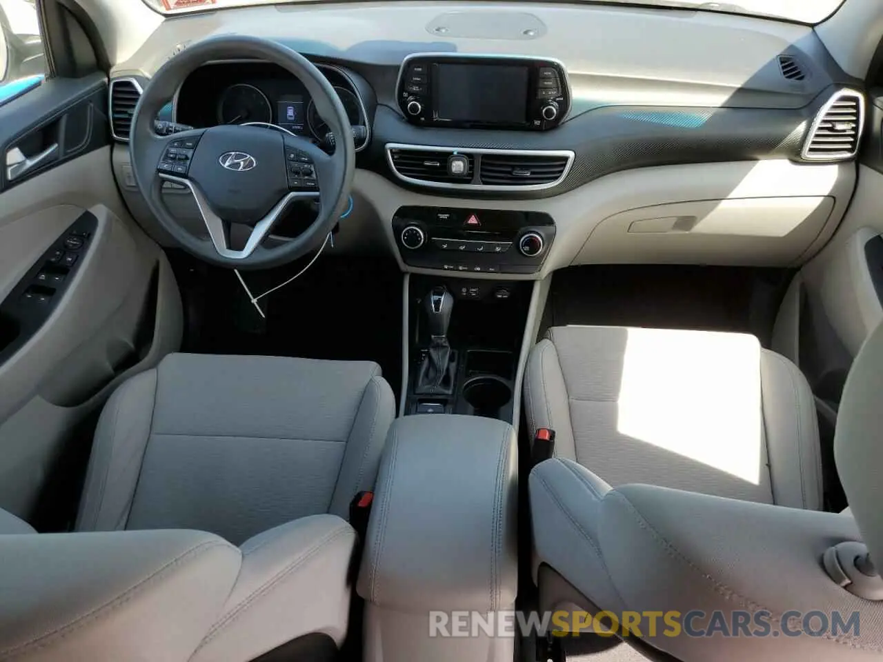 8 Фотография поврежденного автомобиля KM8J2CA41LU157465 HYUNDAI TUCSON 2020