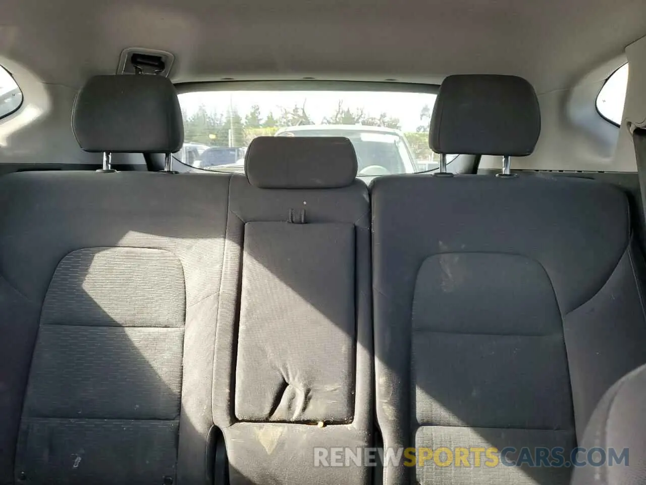 10 Фотография поврежденного автомобиля KM8J2CA42LU088592 HYUNDAI TUCSON 2020