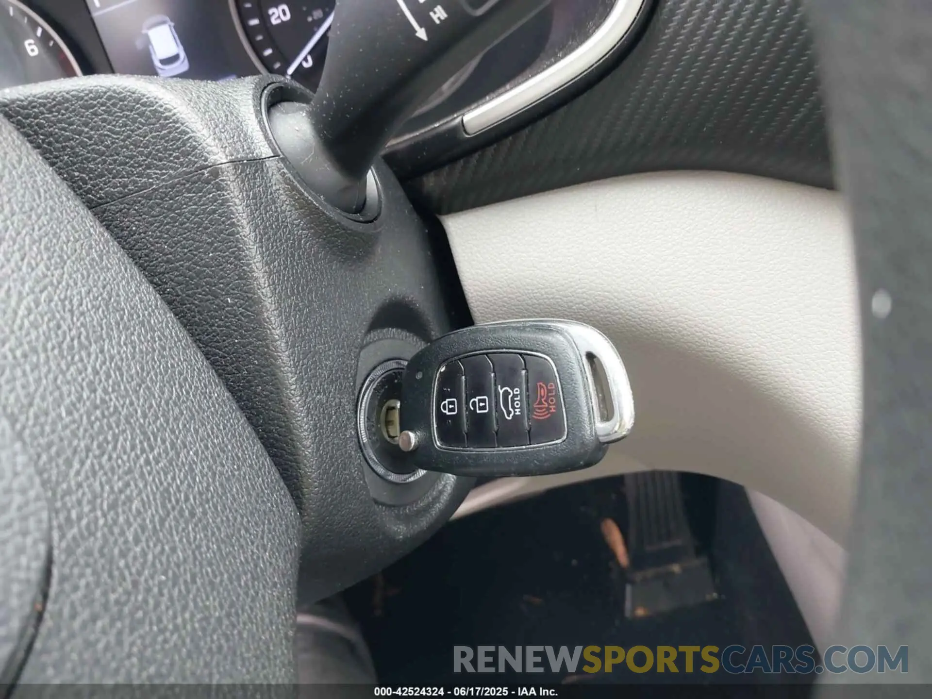 11 Photograph of a damaged car KM8J2CA42LU159807 HYUNDAI TUCSON 2020