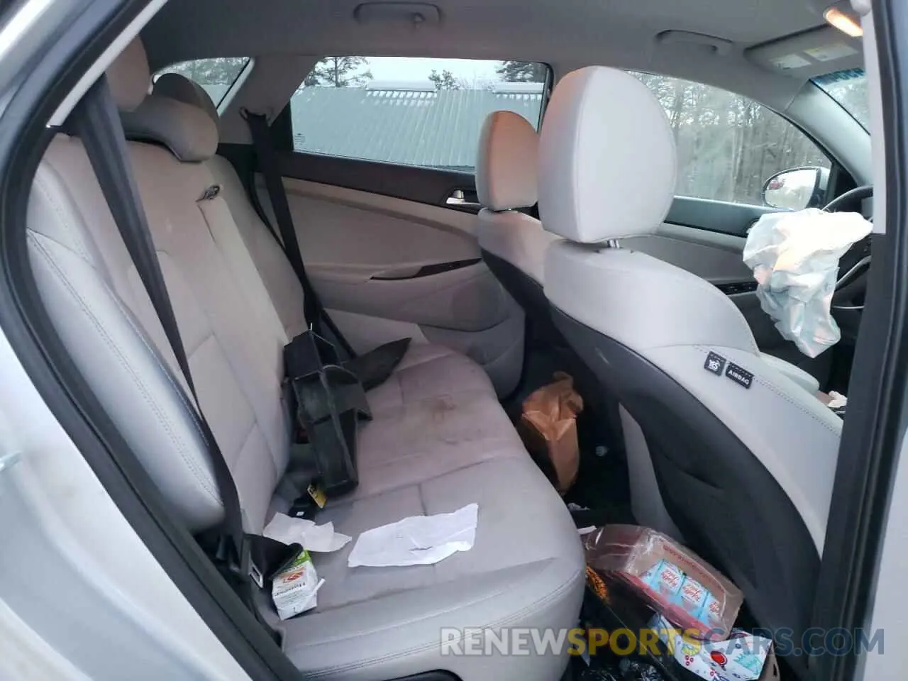 11 Photograph of a damaged car KM8J2CA42LU242508 HYUNDAI TUCSON 2020