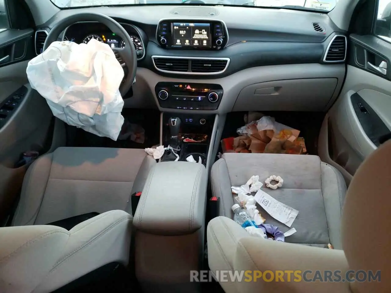 8 Photograph of a damaged car KM8J2CA42LU242508 HYUNDAI TUCSON 2020