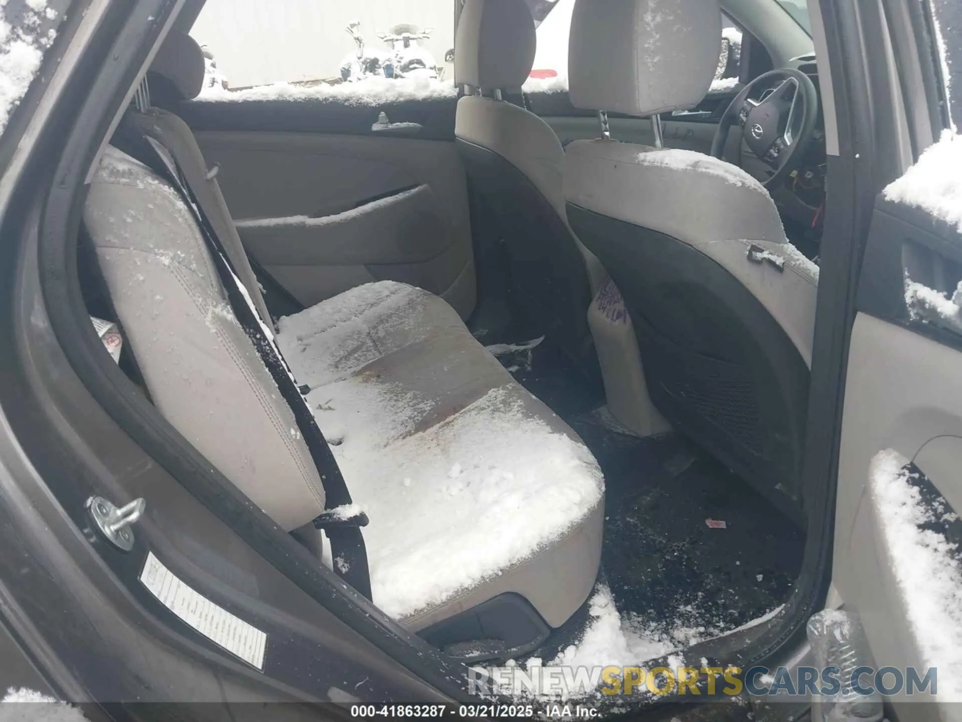8 Фотография поврежденного автомобиля KM8J2CA44LU138893 HYUNDAI TUCSON 2020