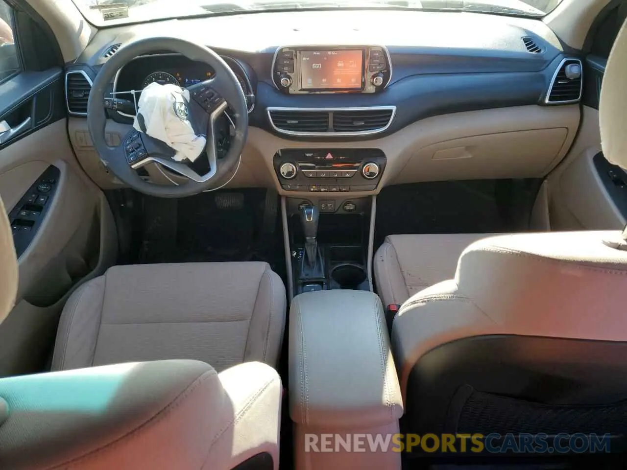 8 Photograph of a damaged car KM8J2CA44LU253543 HYUNDAI TUCSON 2020