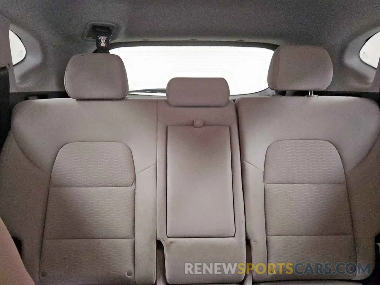 10 Photograph of a damaged car KM8J2CA44LU277969 HYUNDAI TUCSON 2020