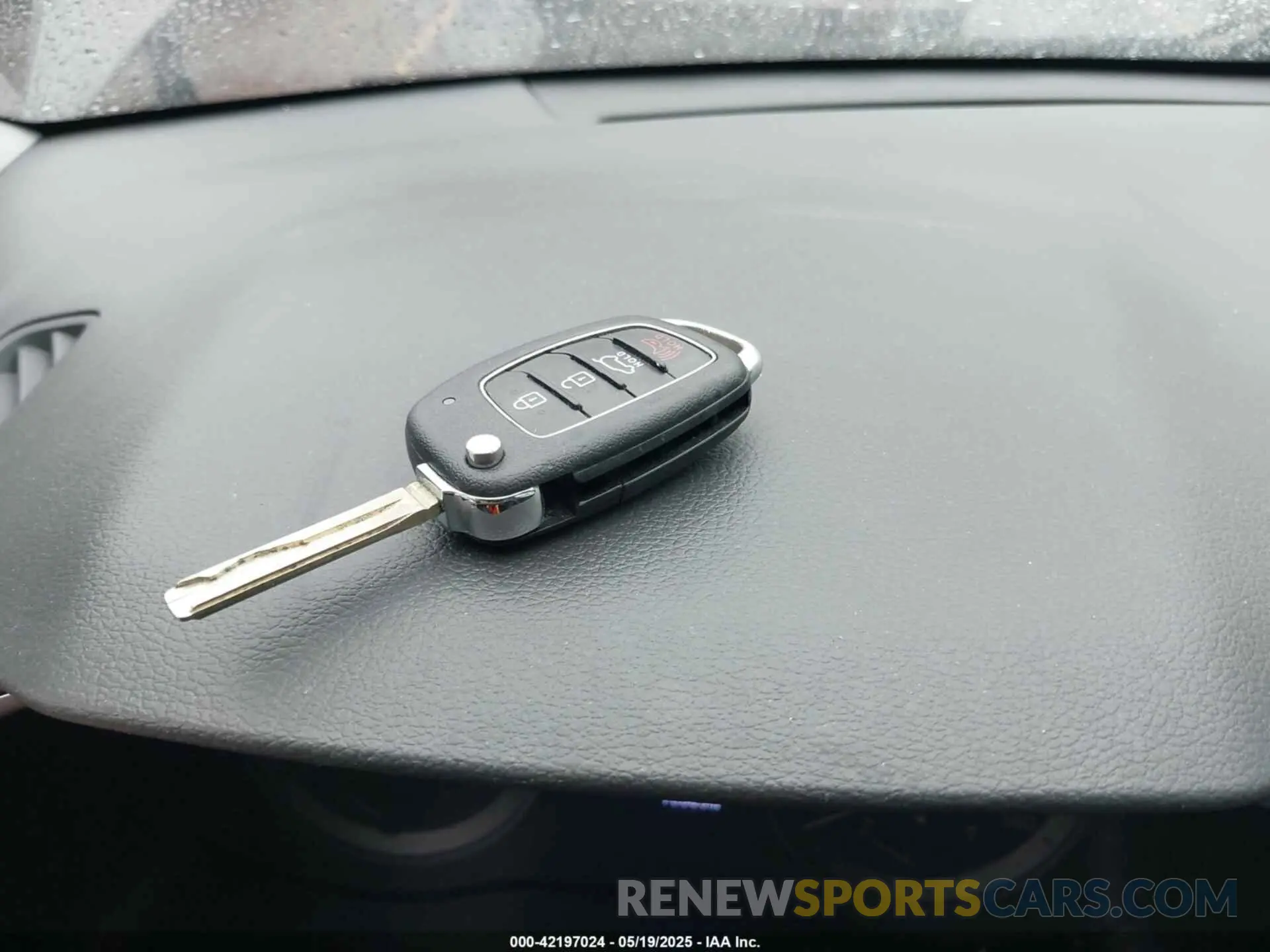 11 Фотография поврежденного автомобиля KM8J2CA45LU081250 HYUNDAI TUCSON 2020
