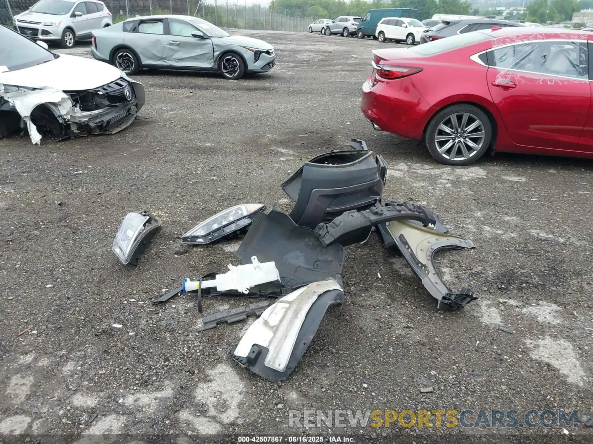 12 Photograph of a damaged car KM8J2CA45LU161342 HYUNDAI TUCSON 2020