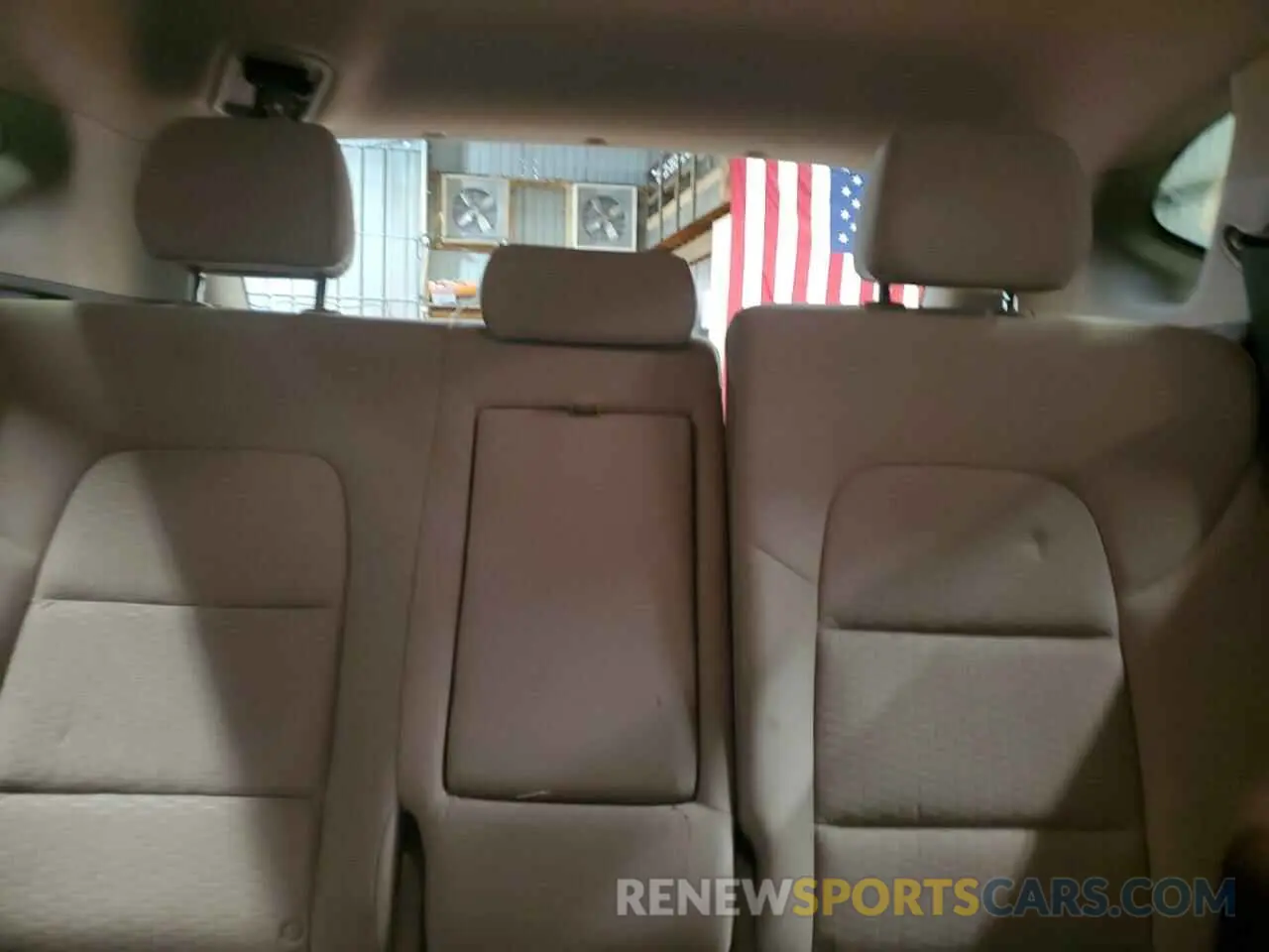 10 Photograph of a damaged car KM8J2CA47LU231231 HYUNDAI TUCSON 2020