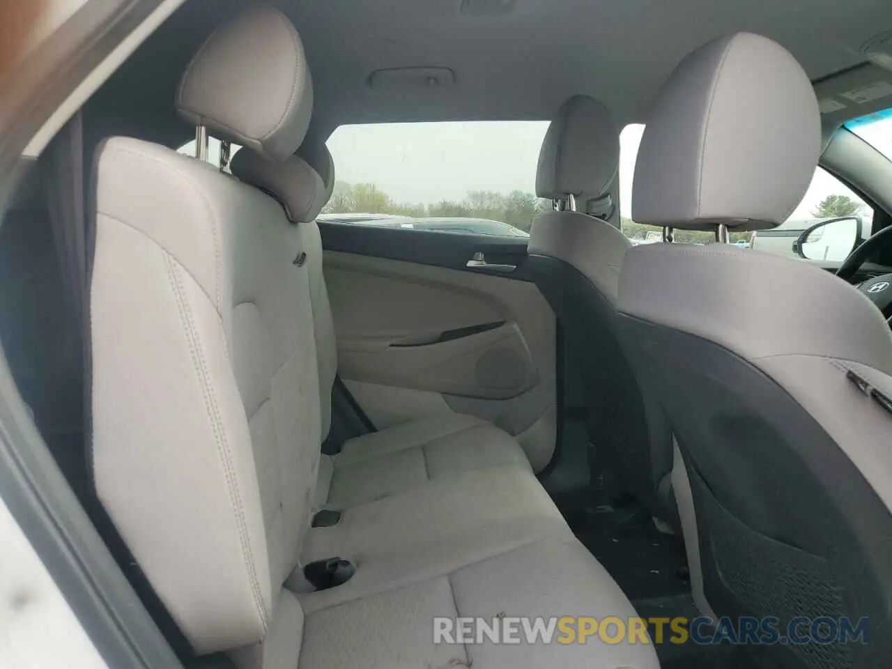 11 Photograph of a damaged car KM8J2CA47LU239569 HYUNDAI TUCSON 2020