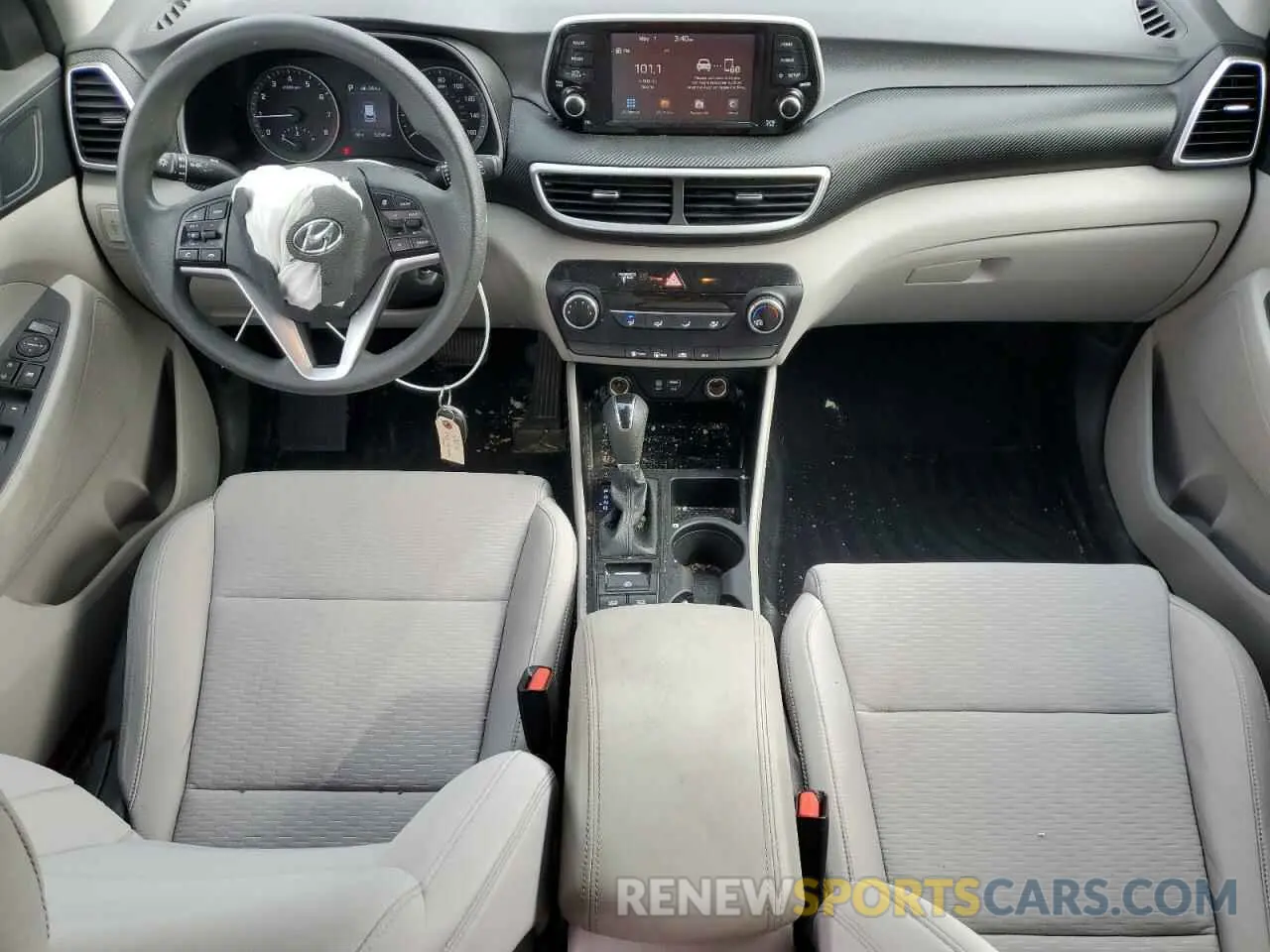 8 Photograph of a damaged car KM8J2CA48LU135088 HYUNDAI TUCSON 2020