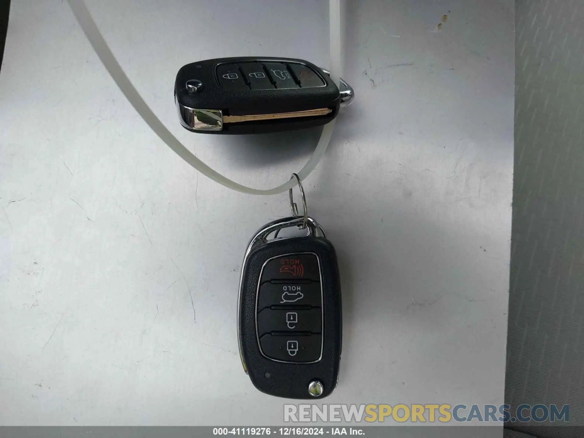 11 Photograph of a damaged car KM8J2CA49LU134791 HYUNDAI TUCSON 2020